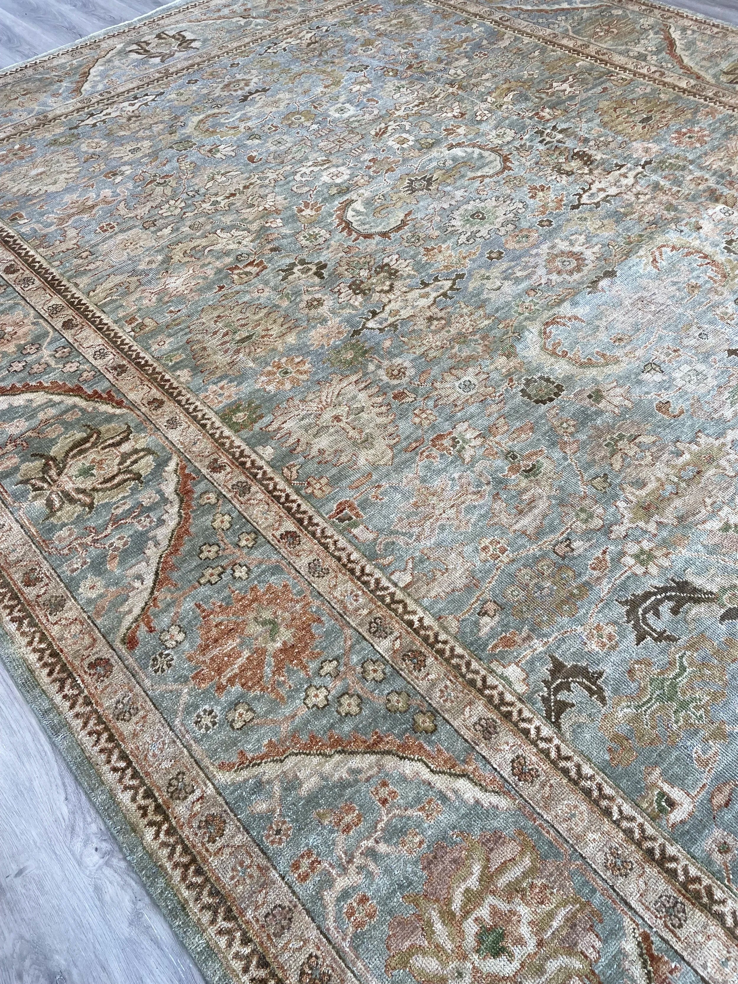 Vintage Indo Heriz Wool Rug (9'8" x 13'6")