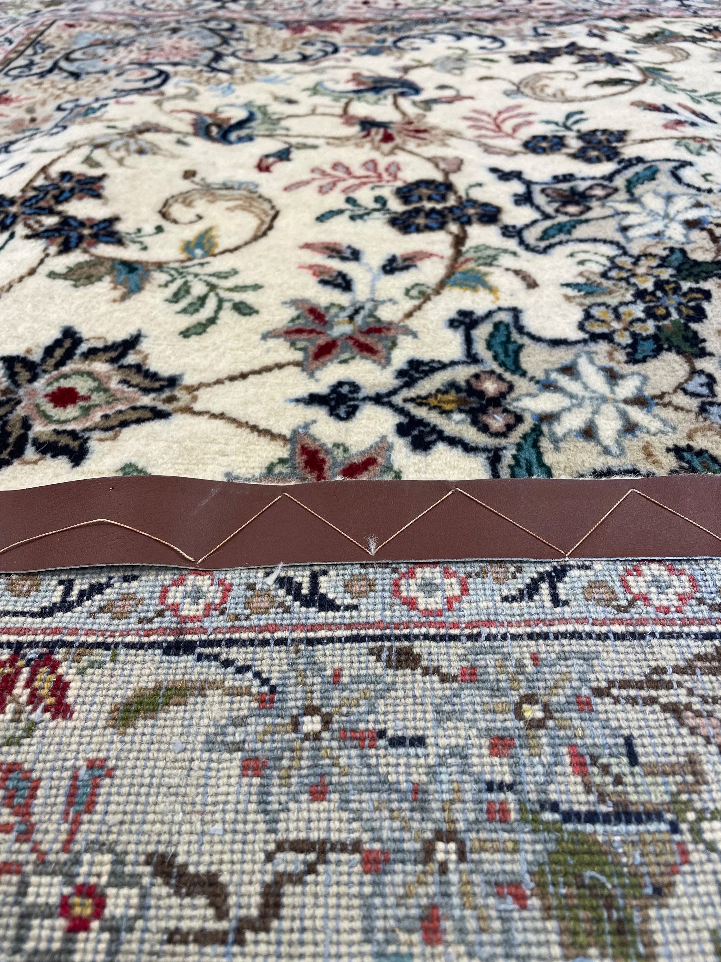 Kashan Yazd Wool Rug (6'5" x 6'5")