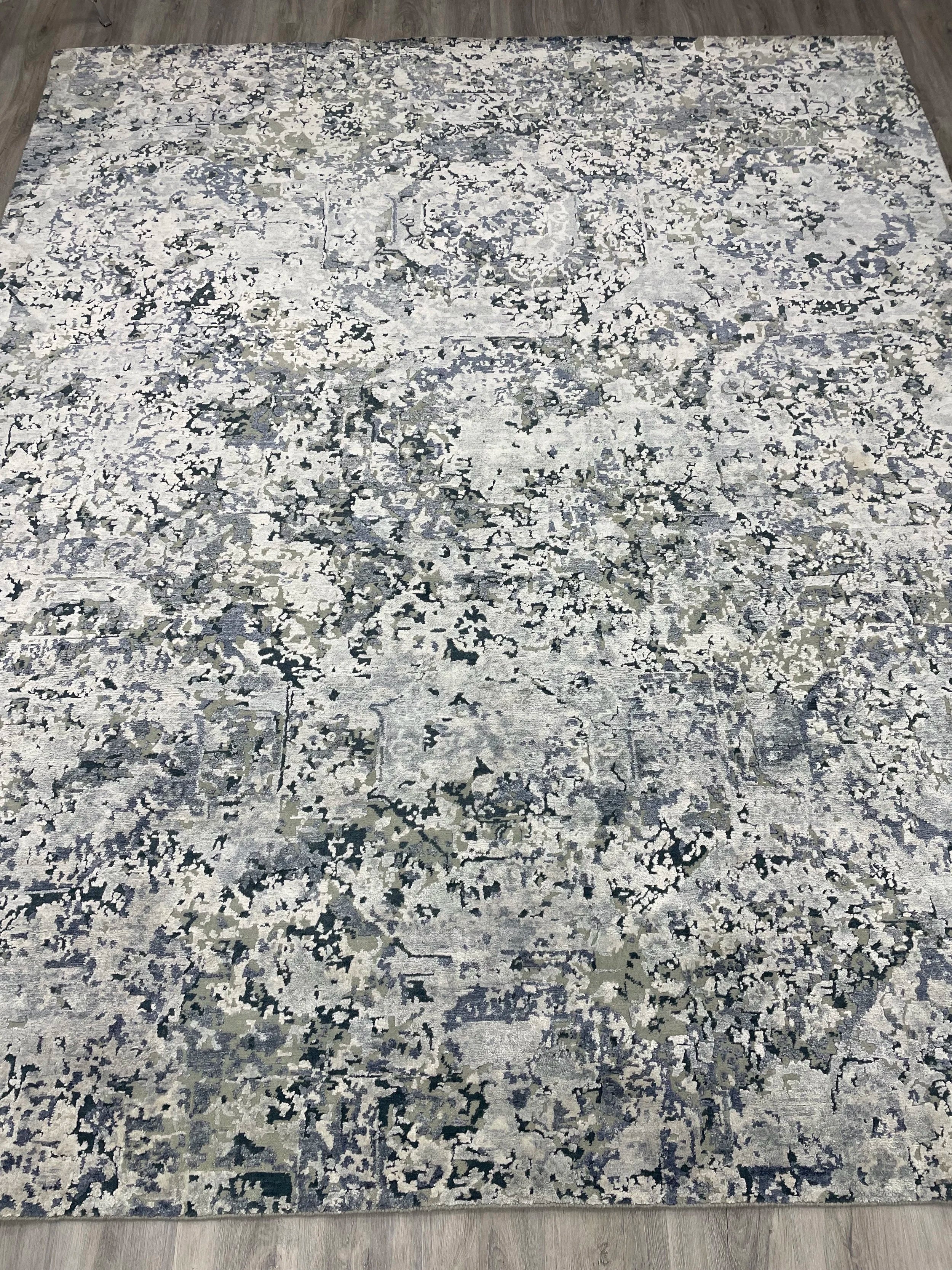 Iceberg Modern Rug (8'2" x 9'10")