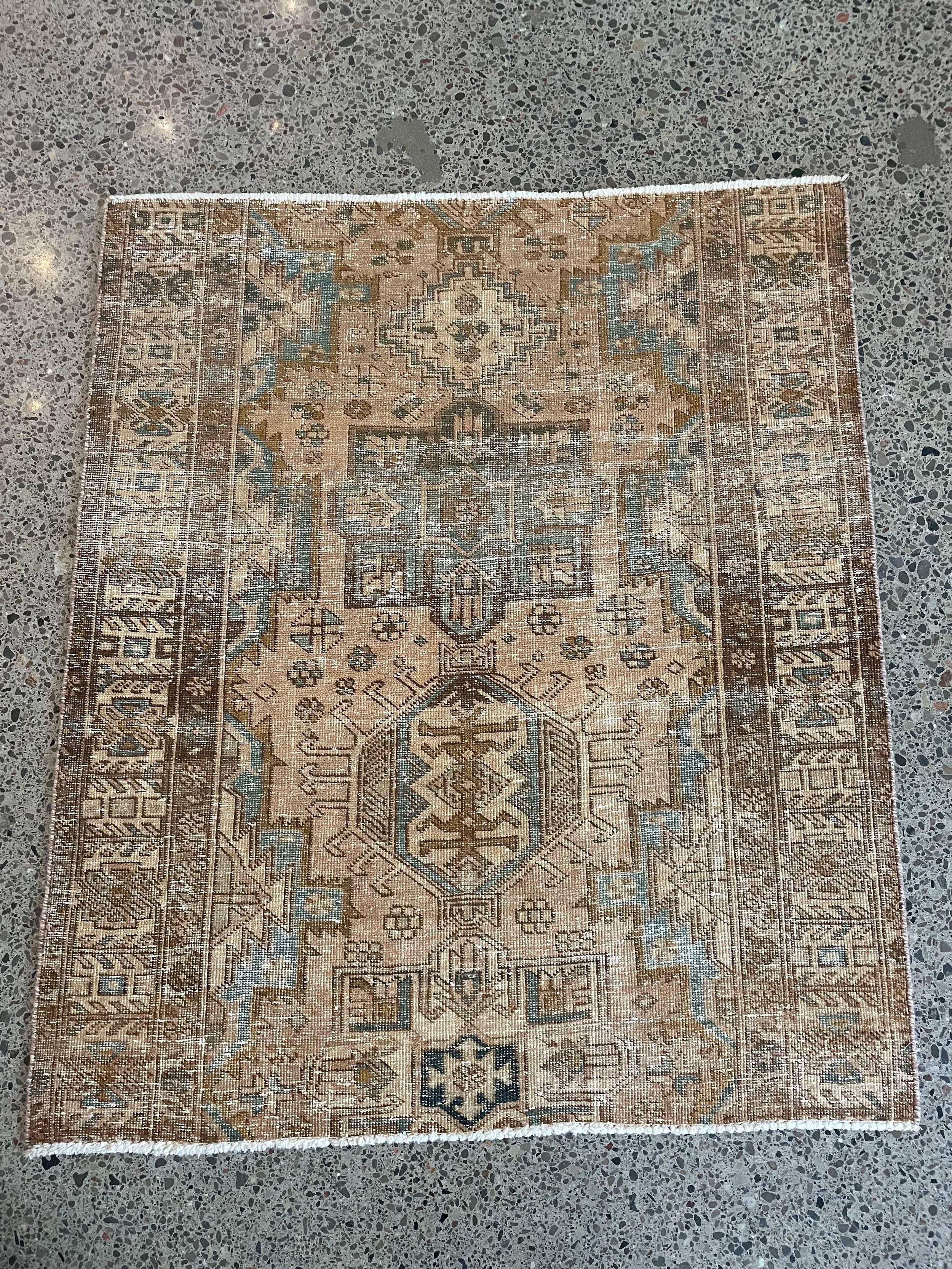 Karajeh Vintage Wool Rug (3'7" x 4'2")