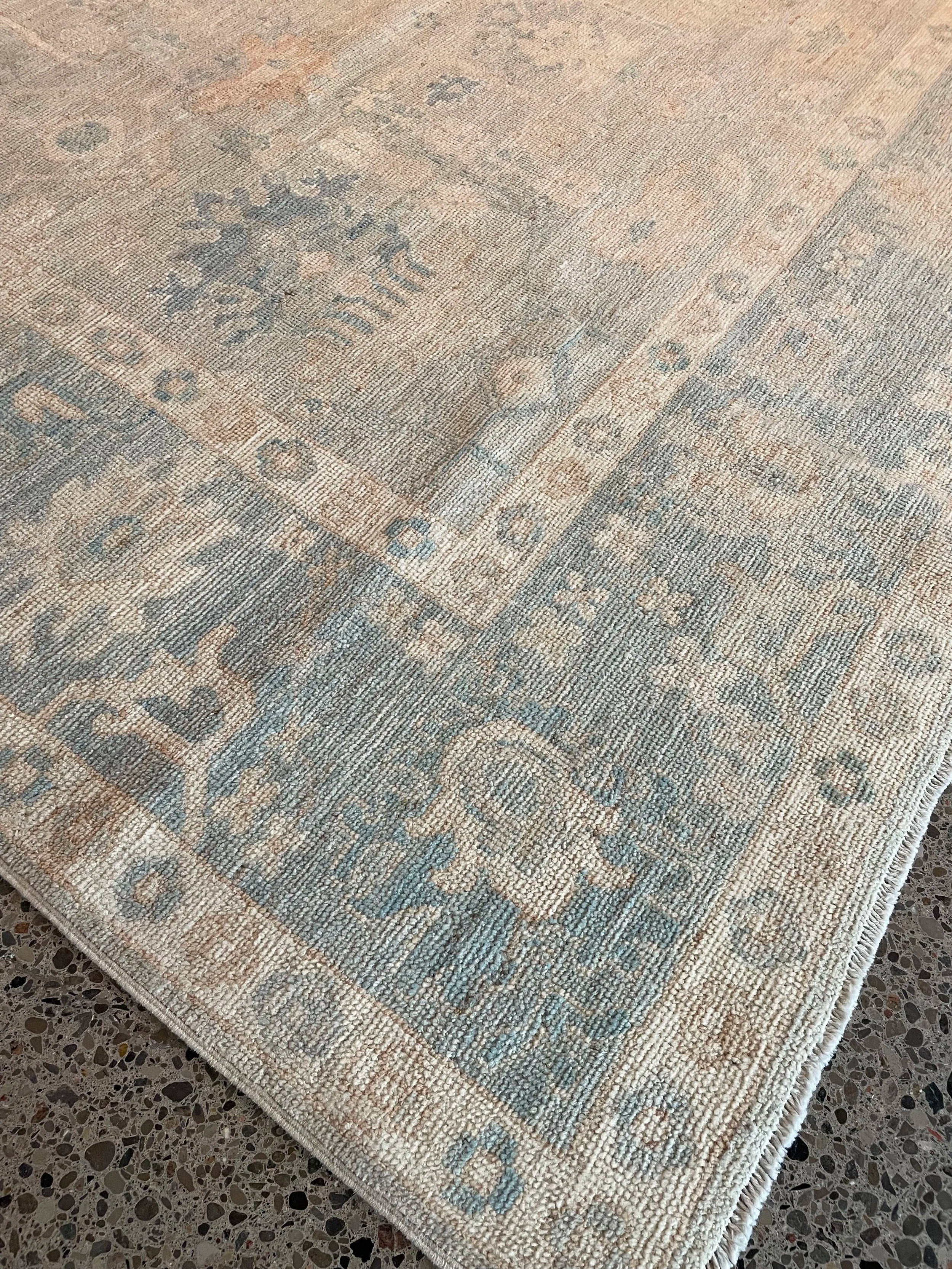 Oushak Rug (7'11" x 10'3")