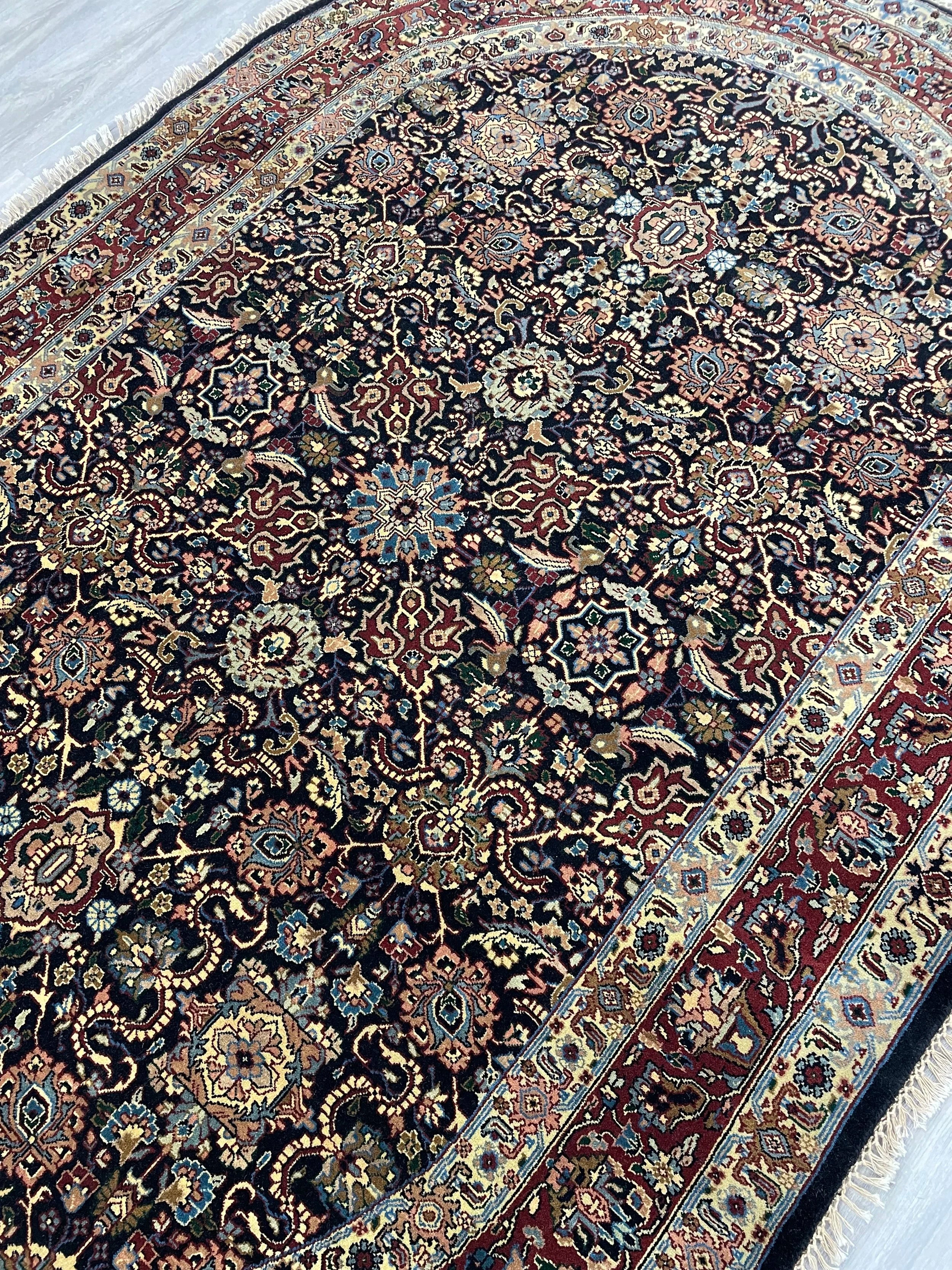 Herati Oval Wool Rug (5'2" x 7'10")