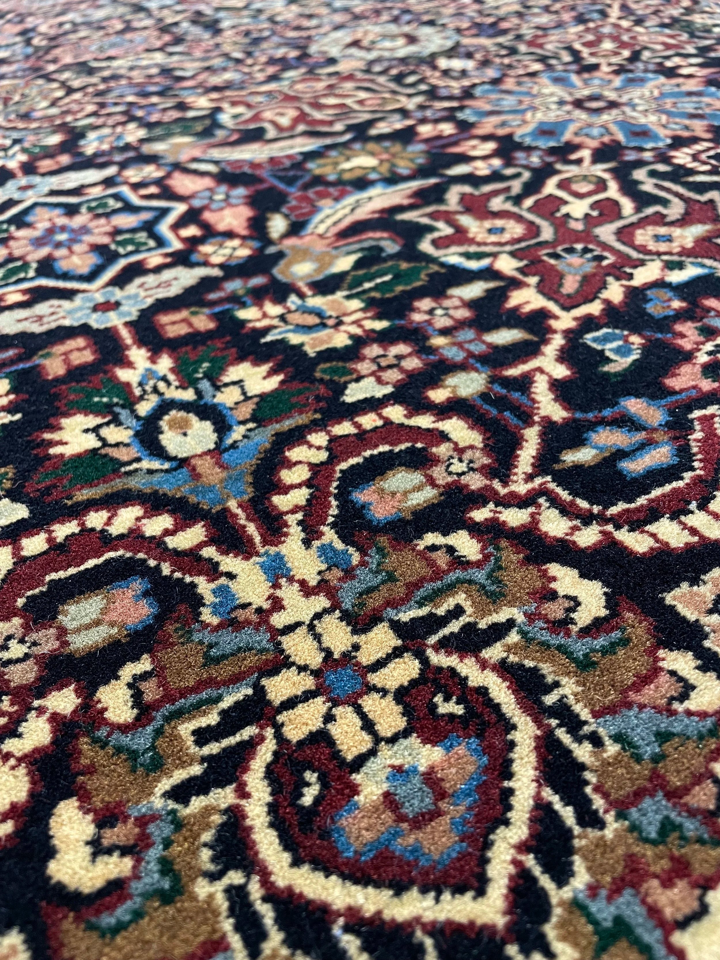 Herati Oval Wool Rug (5'2" x 7'10")