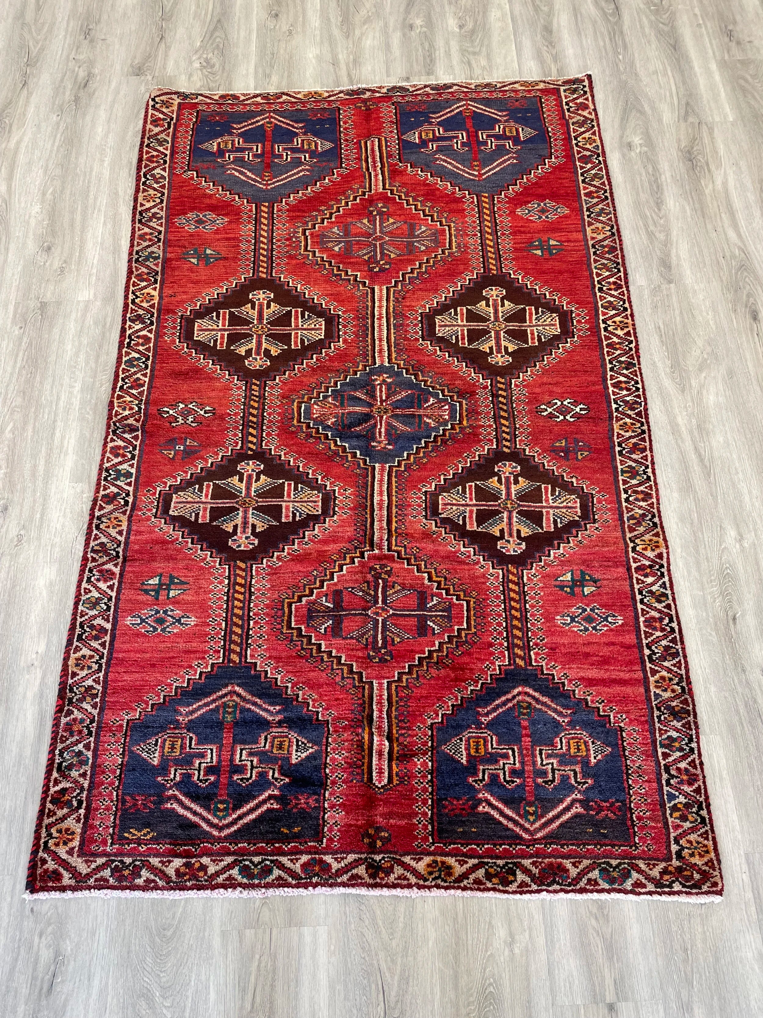 Shiraz Vintage Wool Rug (3'10" x 6'4")