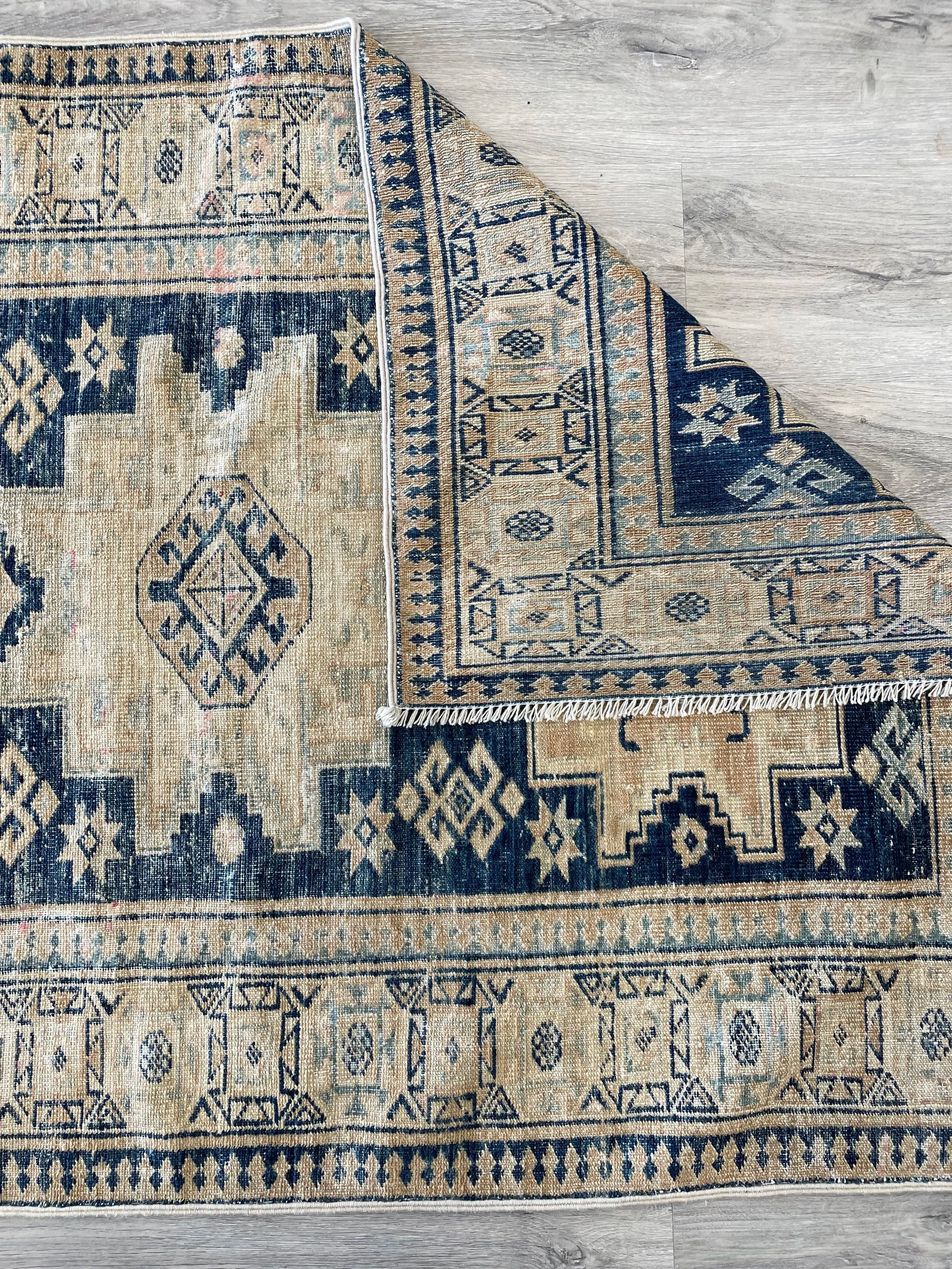 Shirvan Semi-Antique Rug (2'11" x 9'7")
