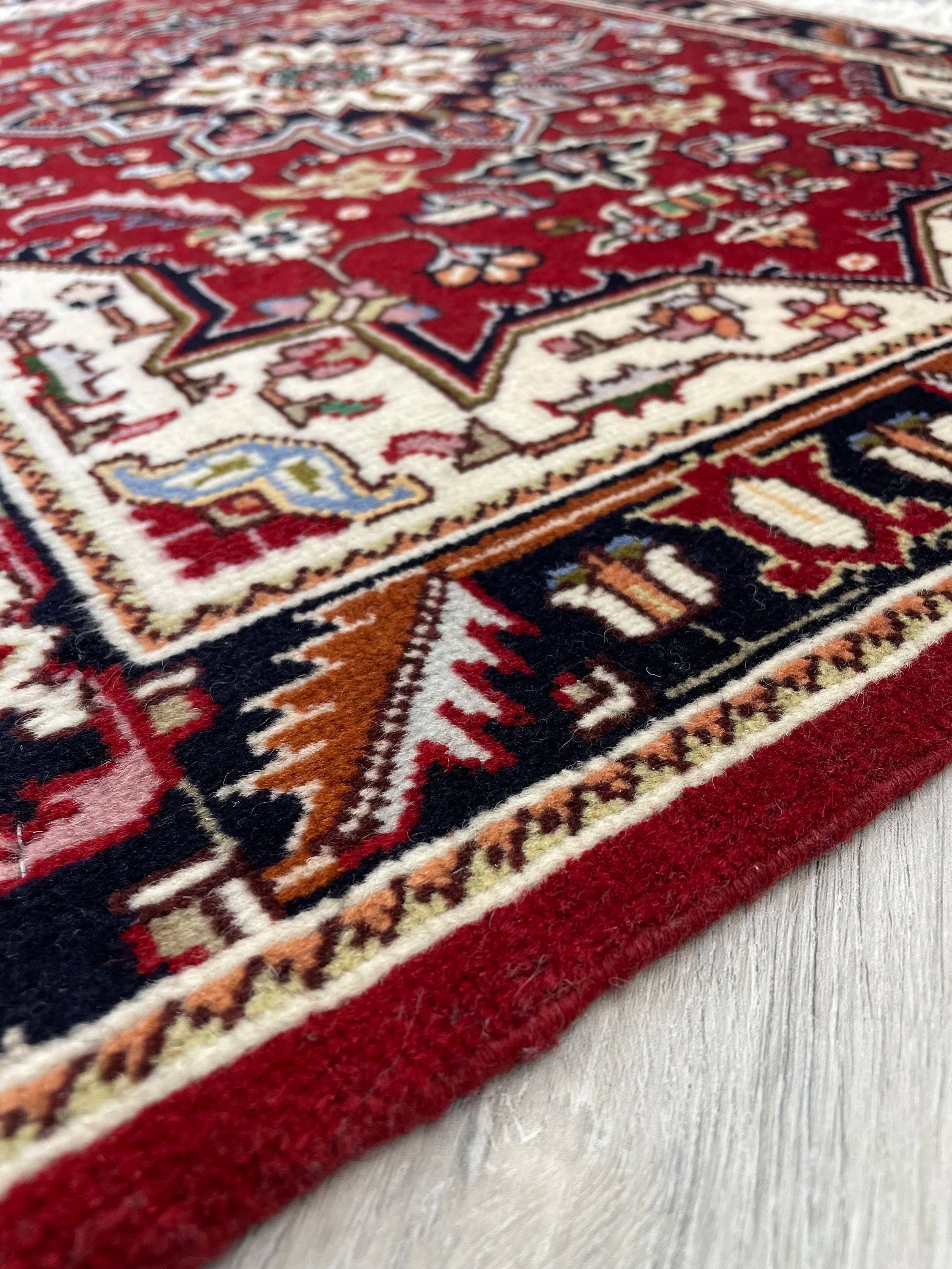 Tabriz Heriz Design Wool Rug (2'1" x 3'0")