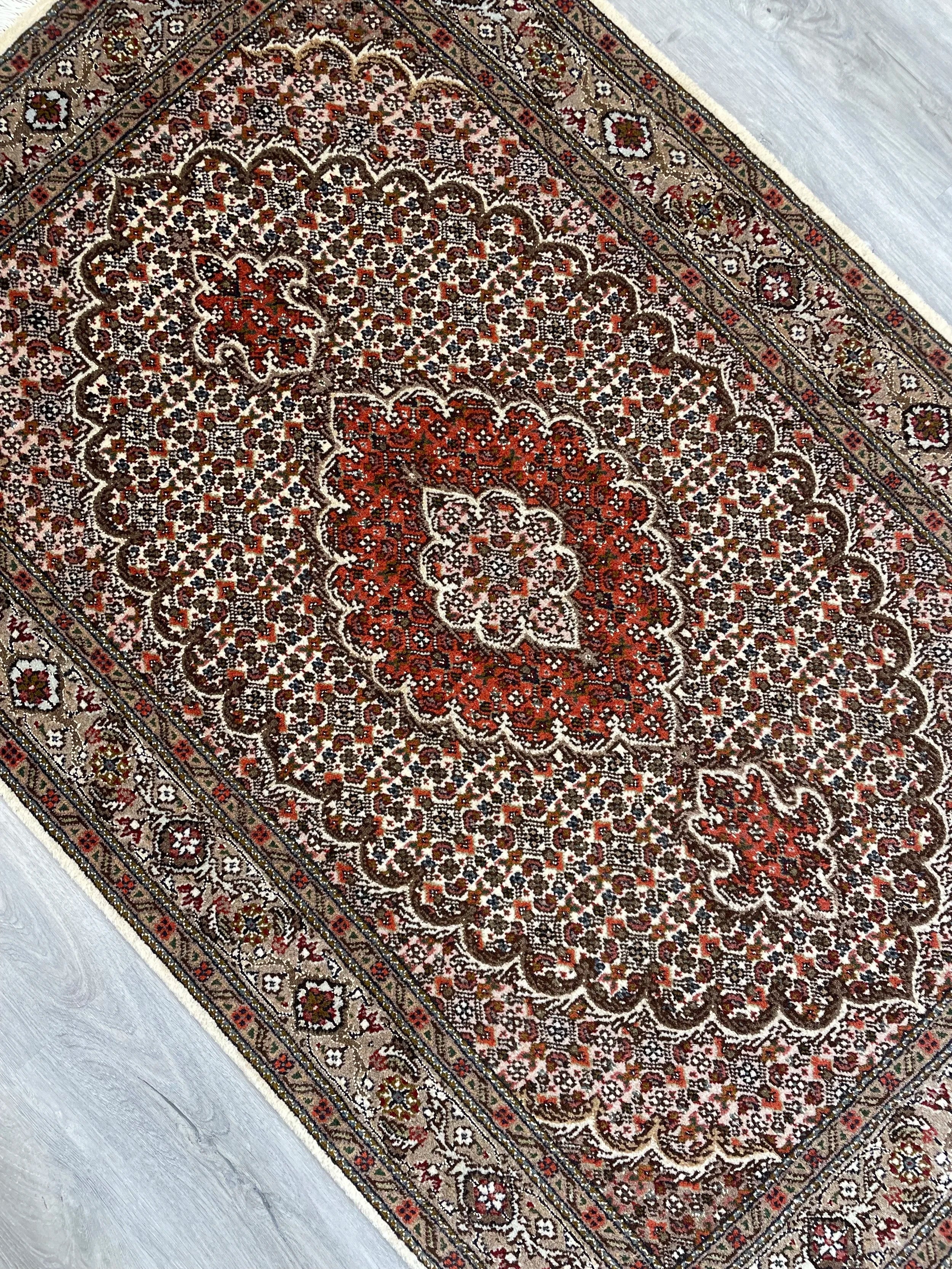 Tabriz Mahi Wool & Silk Rug (3'4" x 5'2")