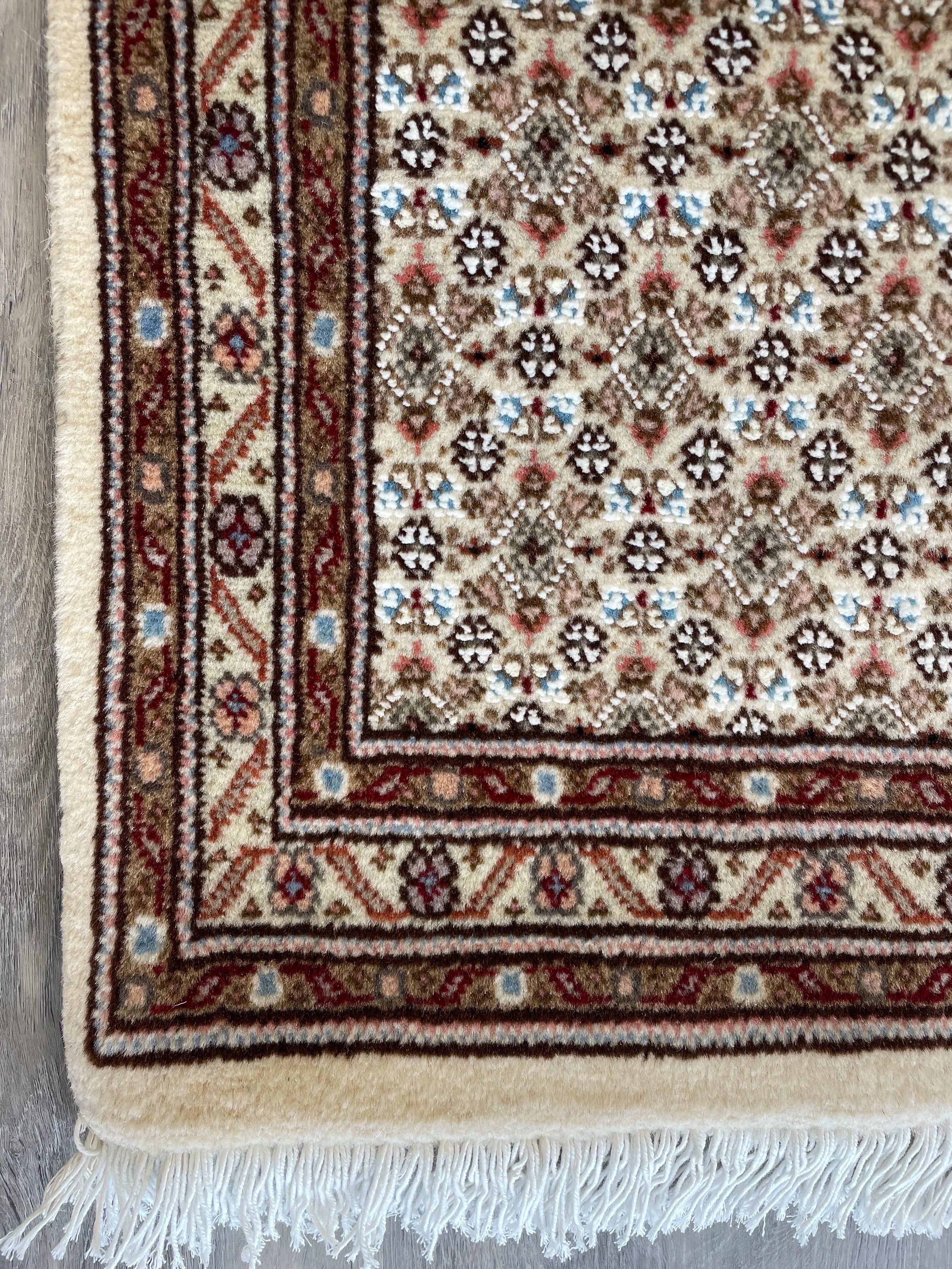 Tabriz Mahi Rug (2'2" x 6'3")