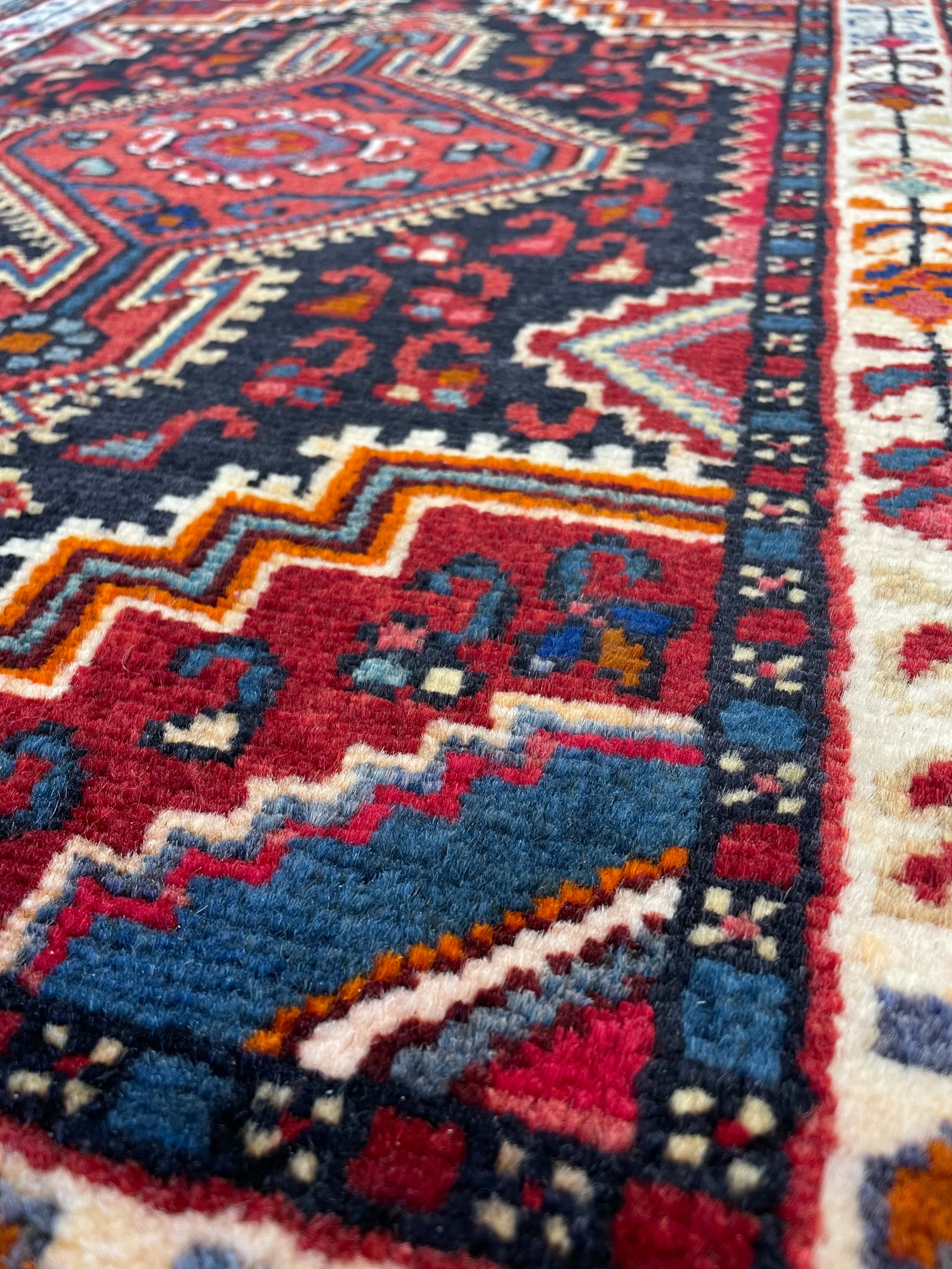 Toysirkan Mini Wool Rug (1'10" x 2'7")