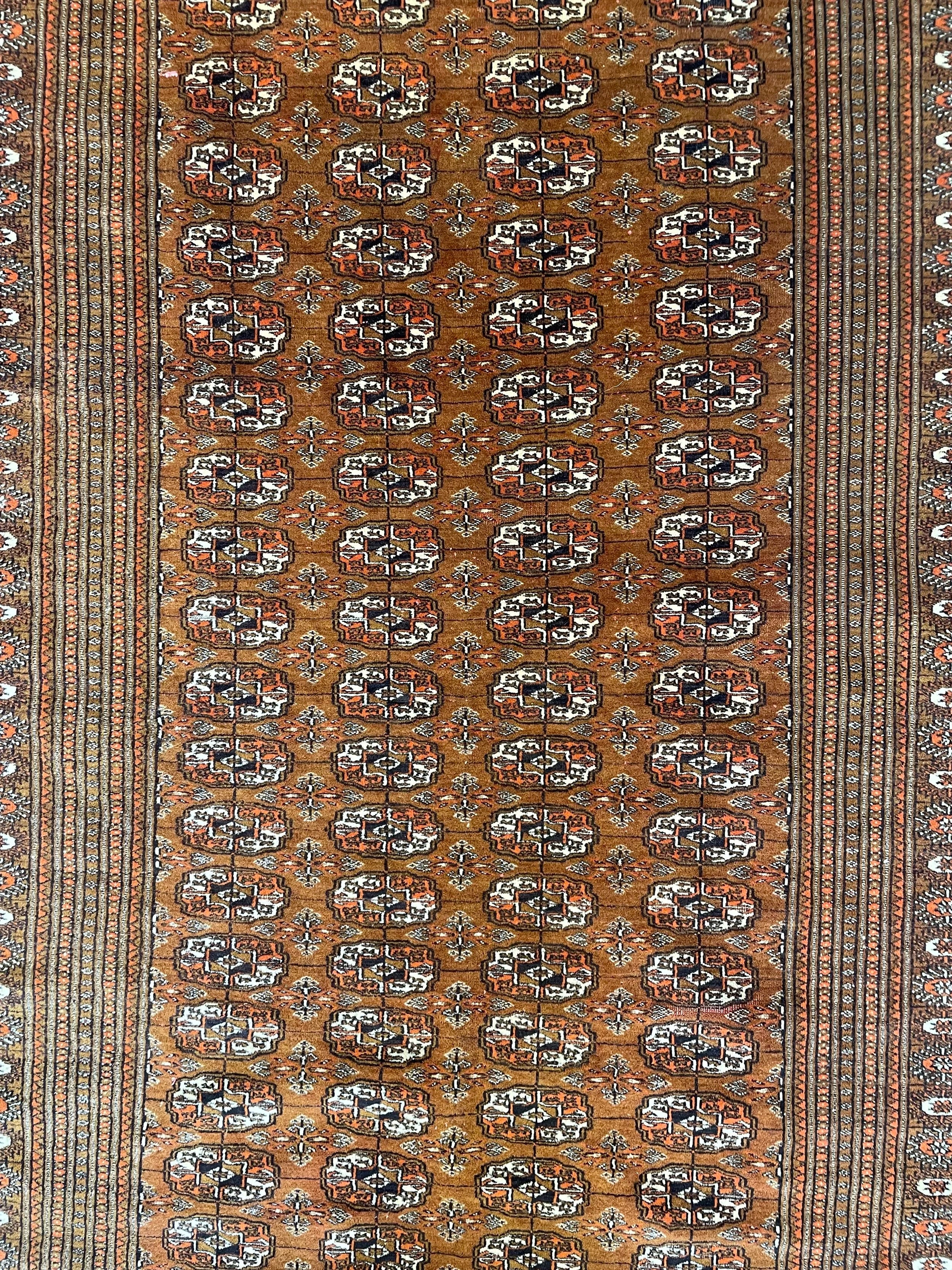 Vintage Turkoman Wool Rug (4'1" x 5'11")