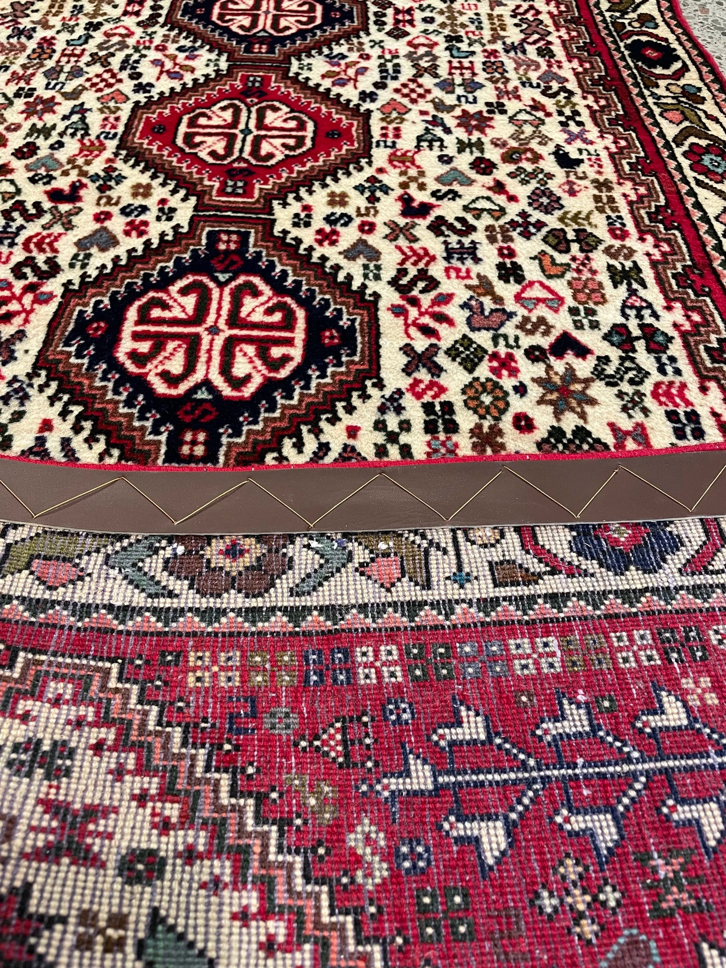 Abadeh Wool Rug Runner (2'9" x 9'8")