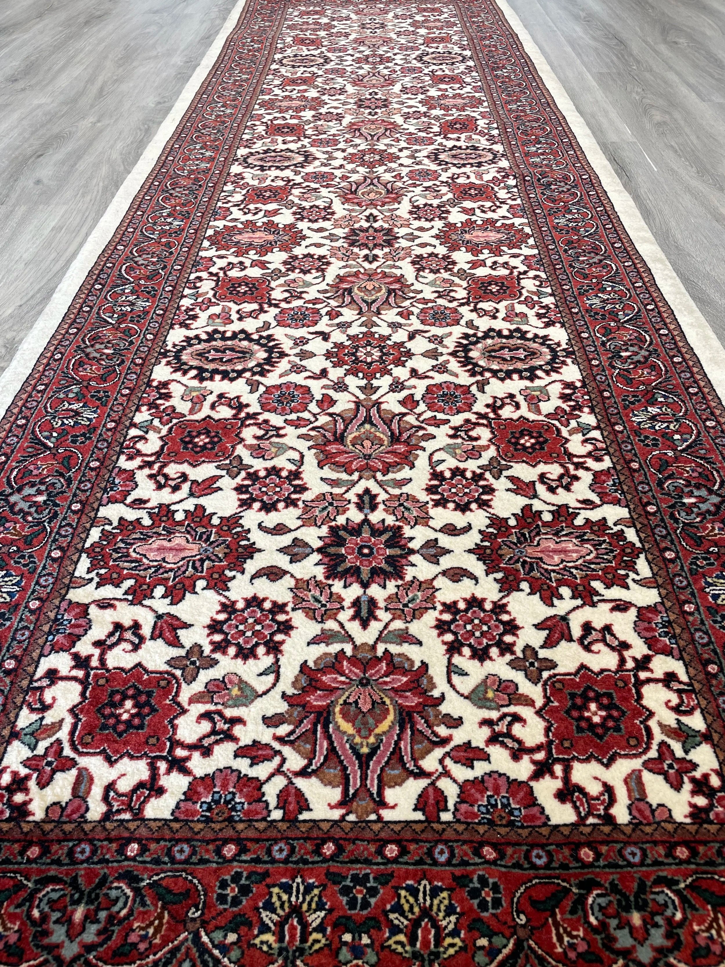 Bijar Wool Runner Rug (2'4" x 7'11")