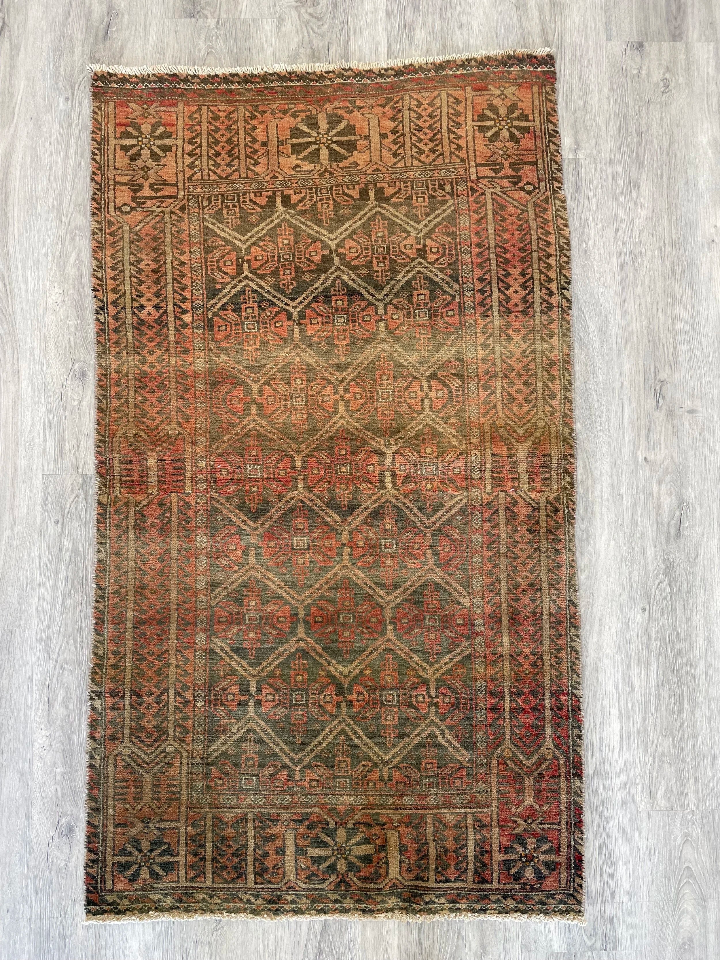Baluchi Vintage Wool Rug (2'5" x 4'3")