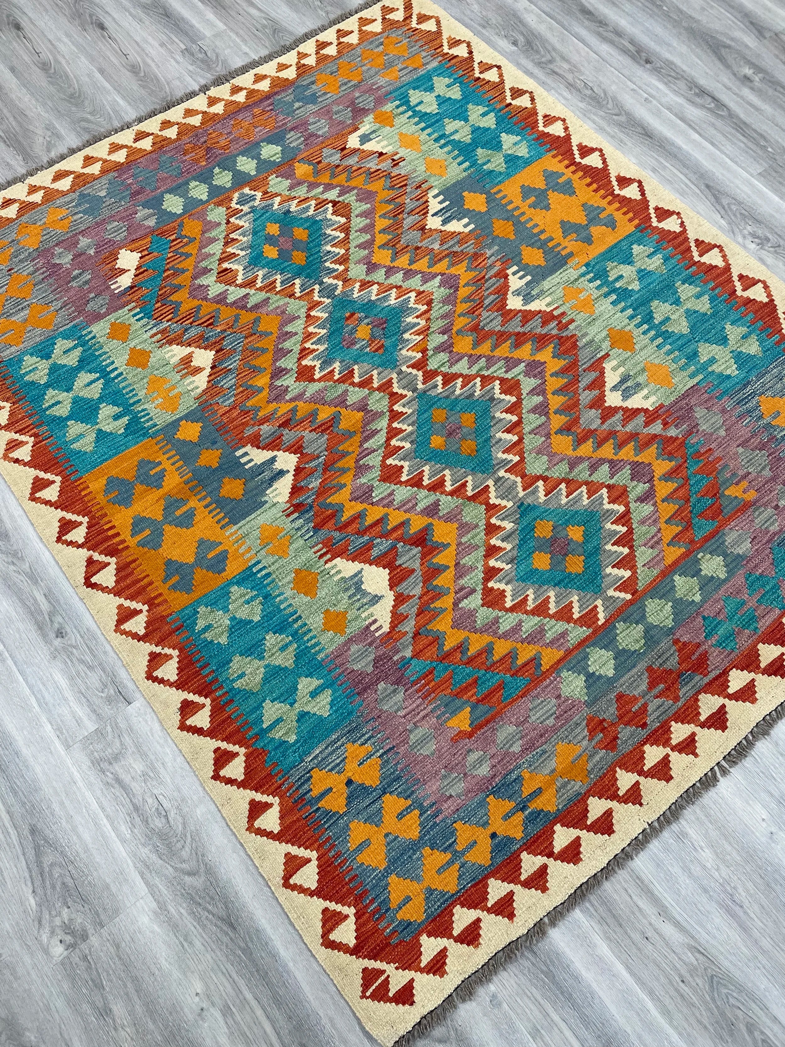 Kilim Rug (5x6)