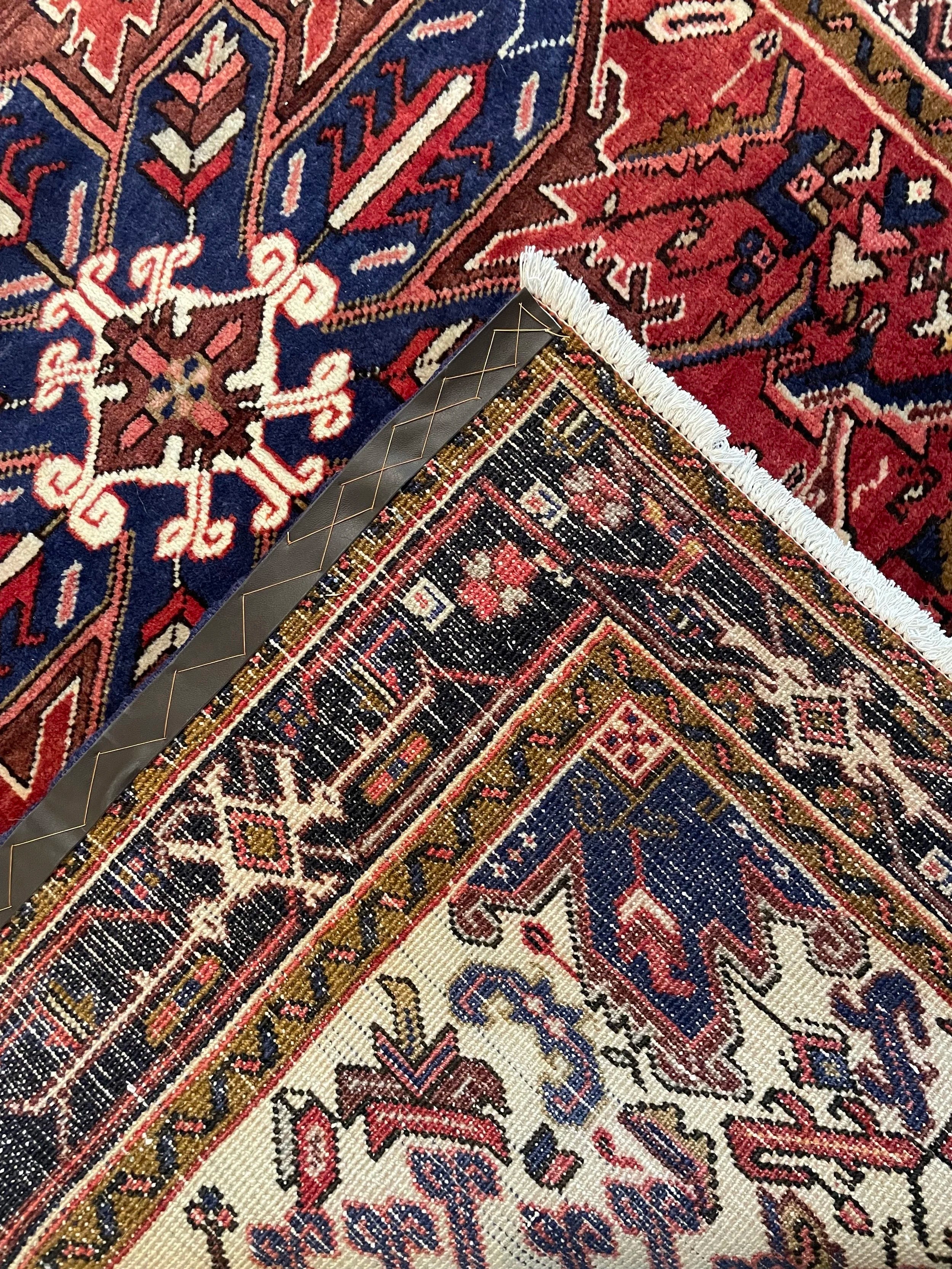 Wool Heriz Rug (4'6" x 6'8")
