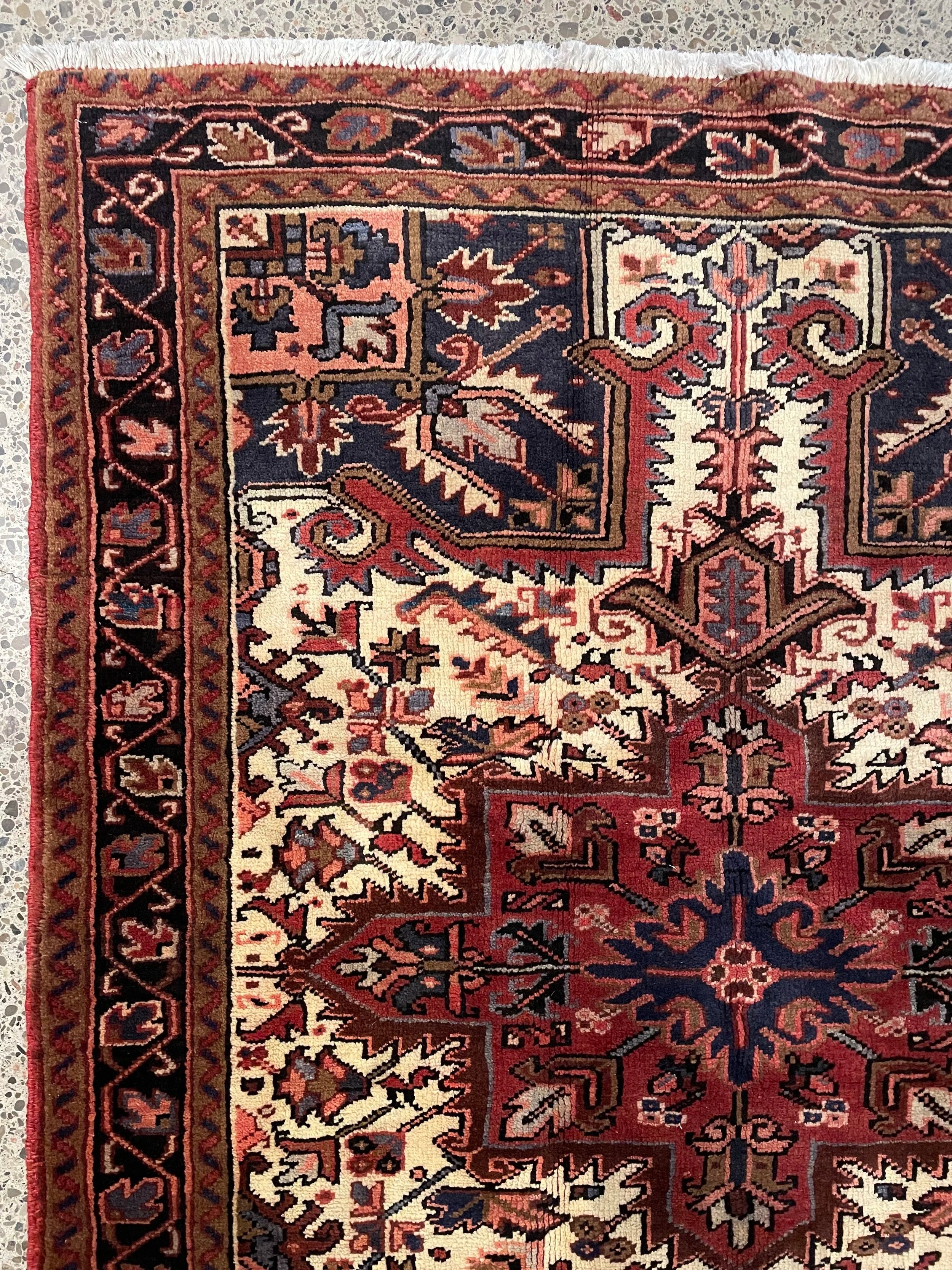 Wool Heriz Rug (4'2" x 5'3")