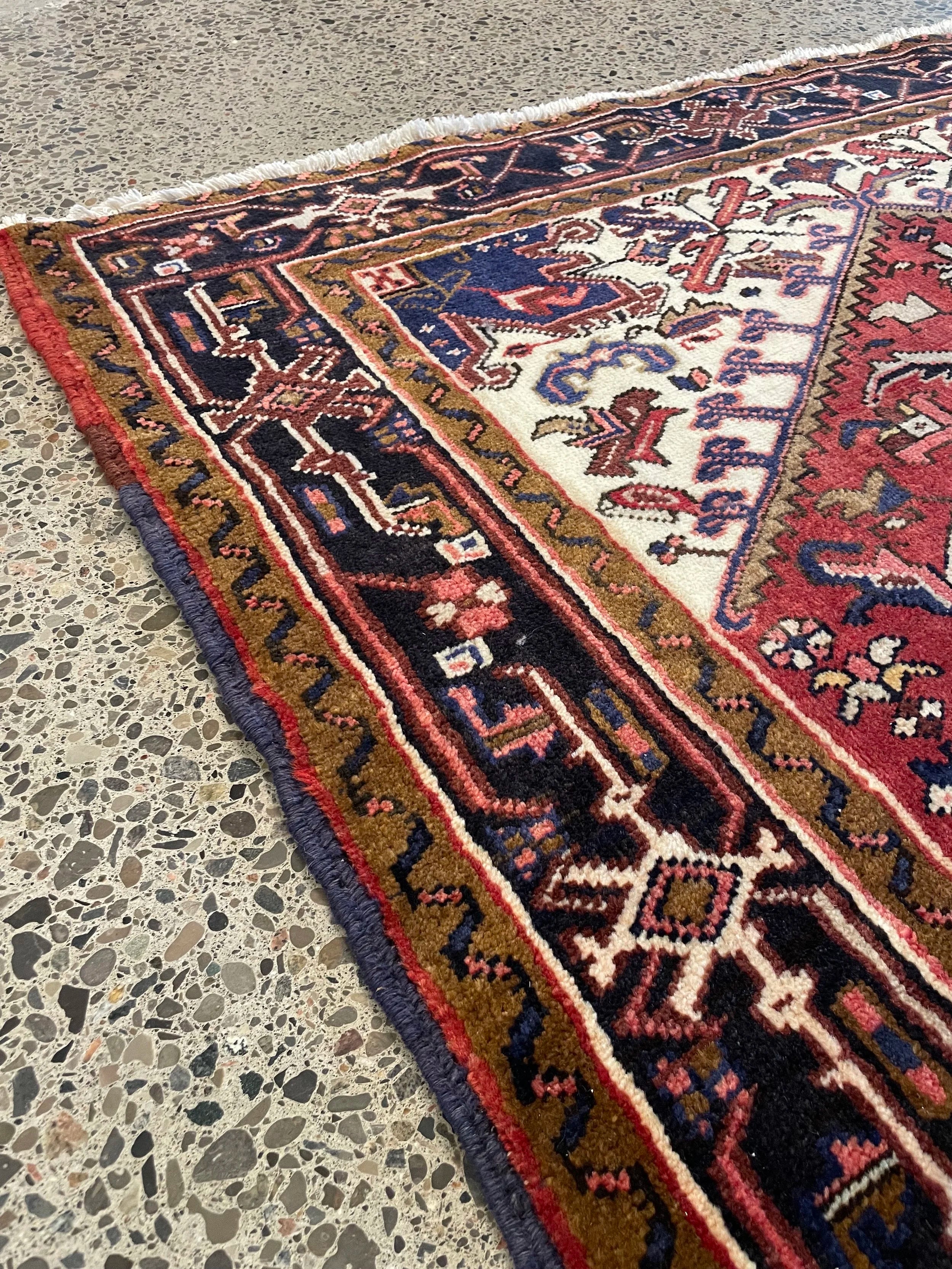 Wool Heriz Rug (4'6" x 6'8")