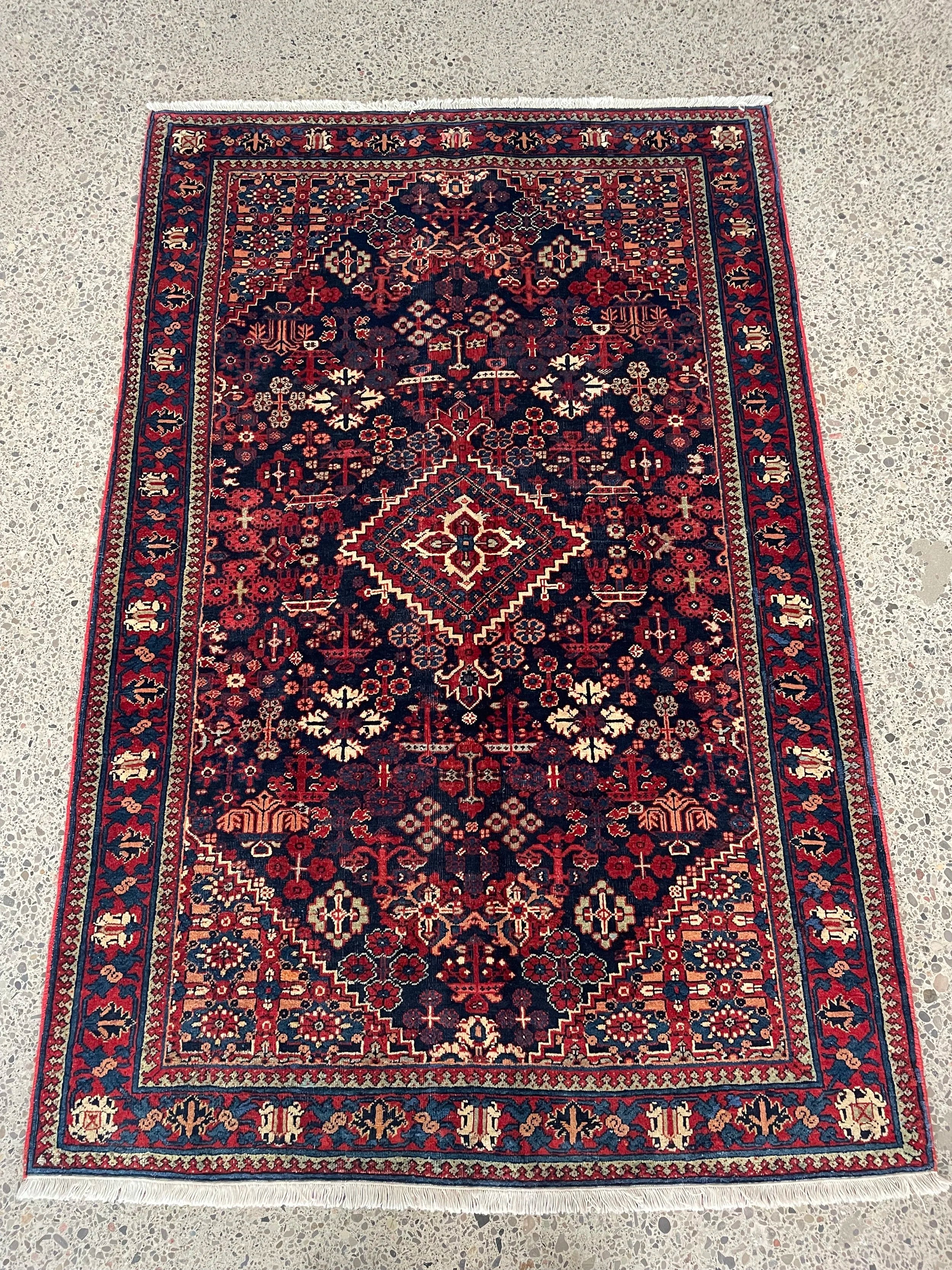 Joshaghan Semi-Antique Wool Rug (4'3" x 6'6")