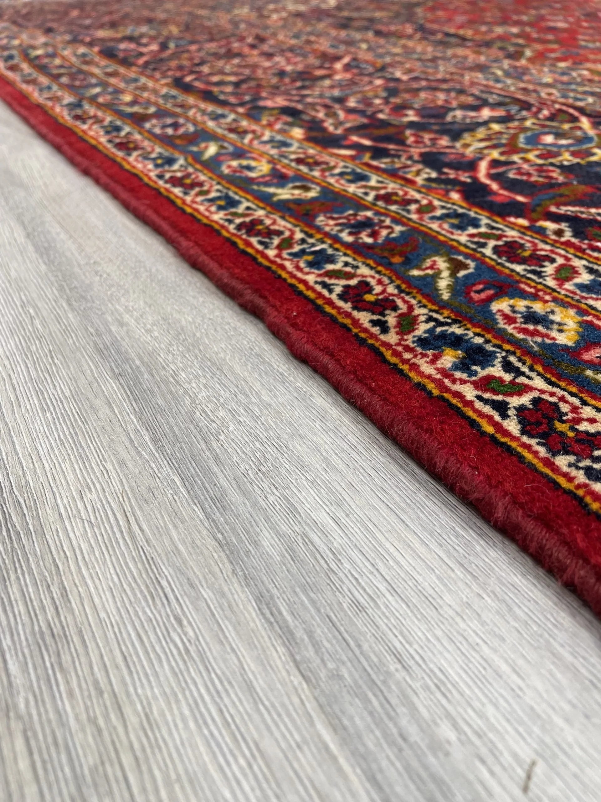 Kashan Wool Rug (9'7" x 12'9")