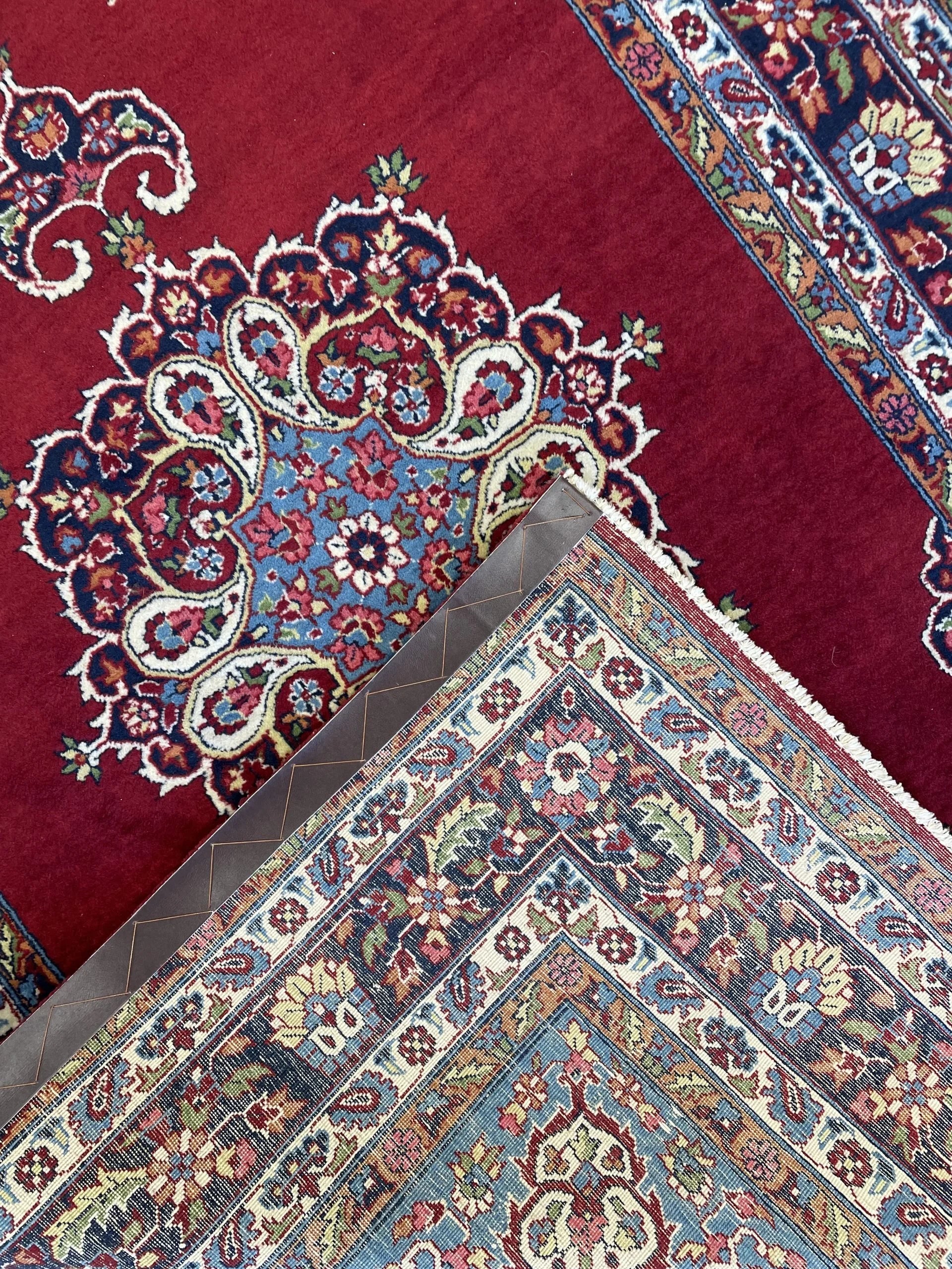 Kashan Vintage Wool Rug (3'11" x 6'1")