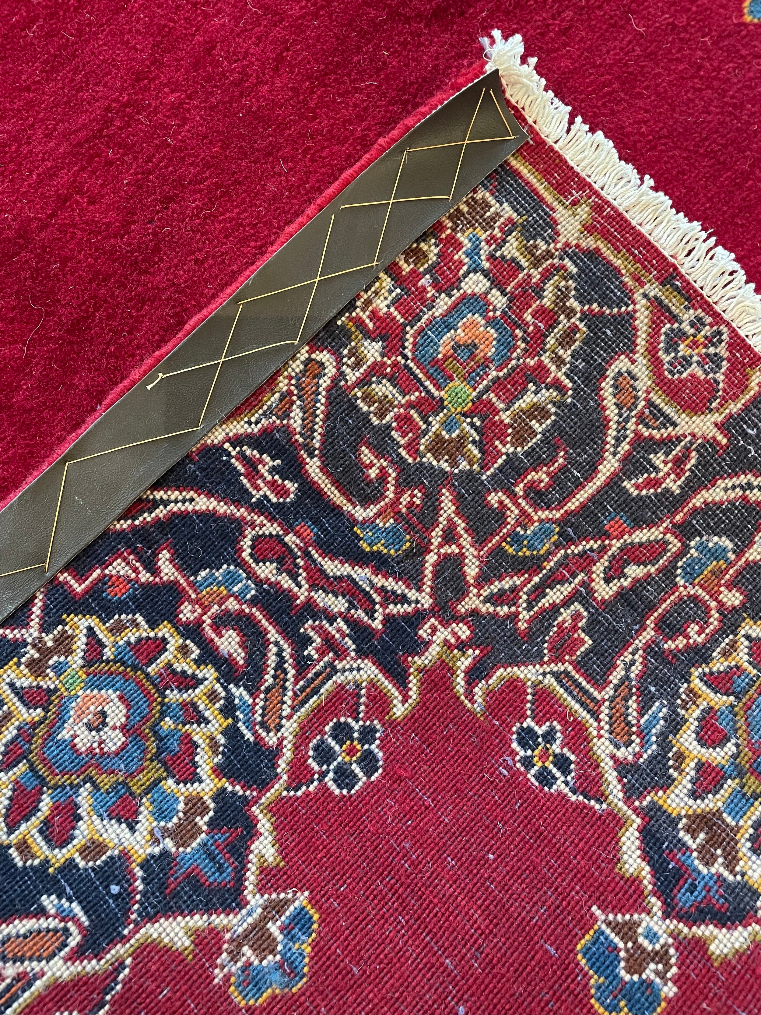 Kashan Wool Rug Runner (3'5" x 16'0)