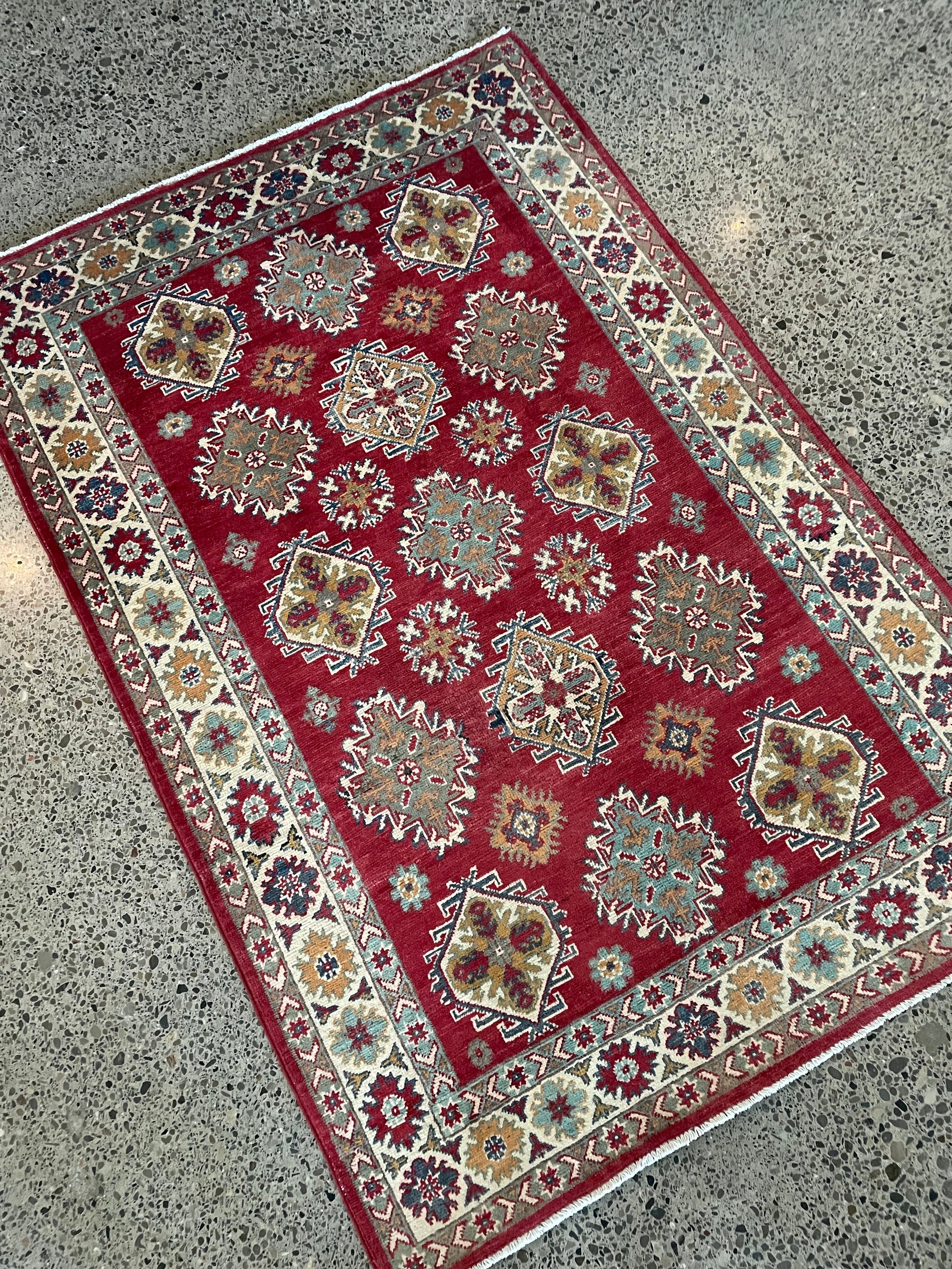 Kazak Wool Rug (4'0" x 5'10")