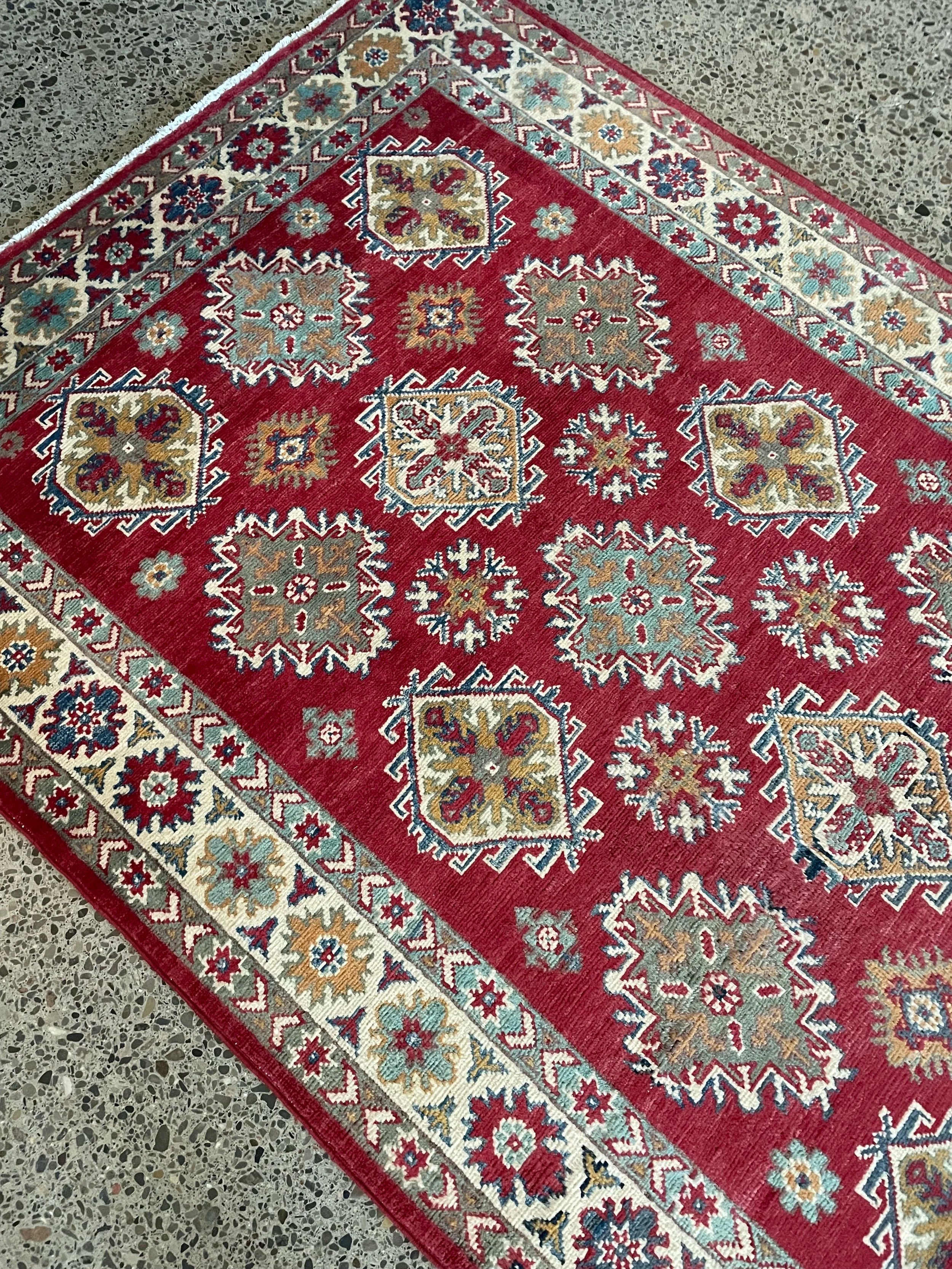 Kazak Wool Rug (4'0" x 5'10")