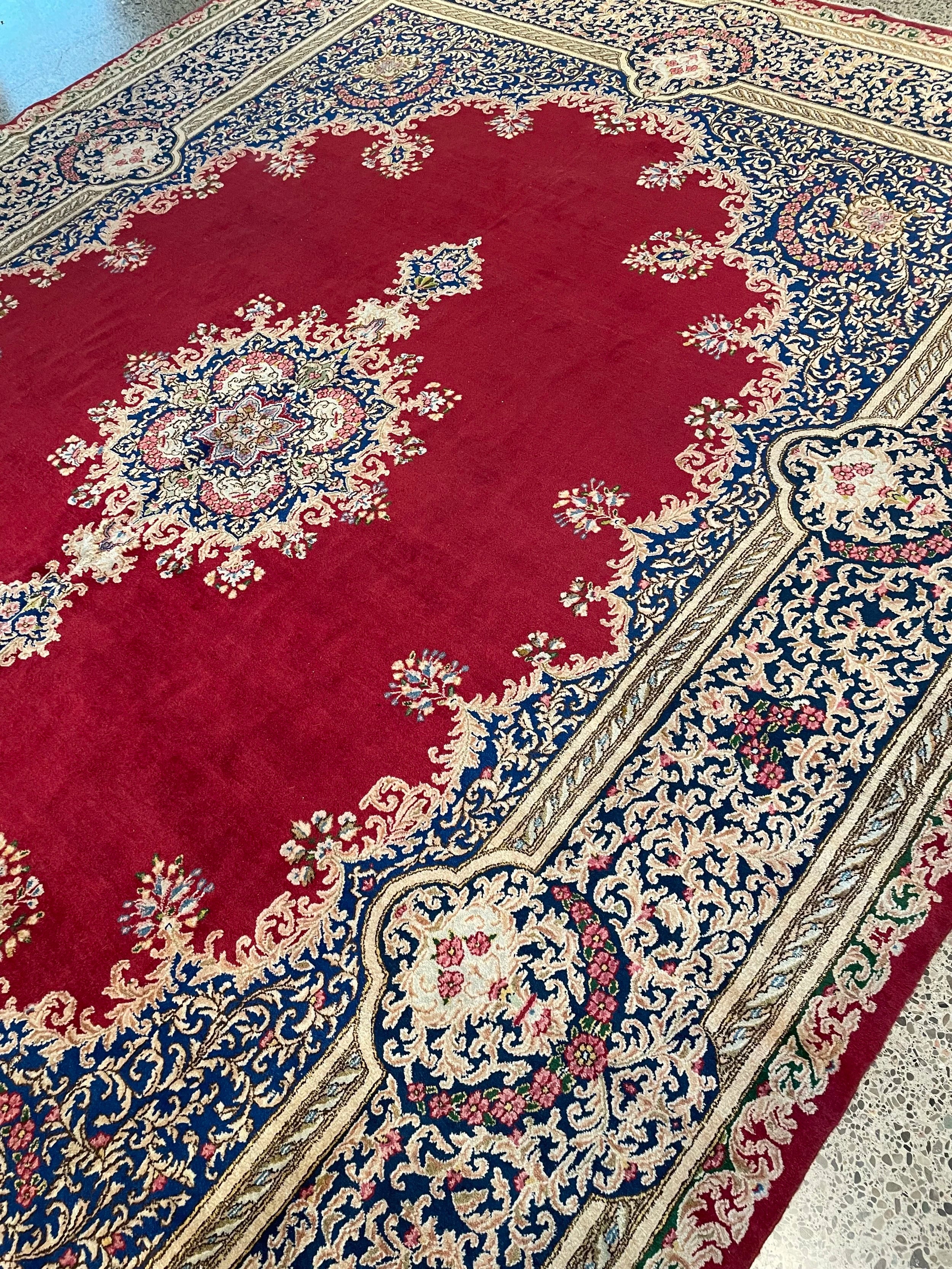Semi-Antique Kerman Rug (9'9" x 13'1")