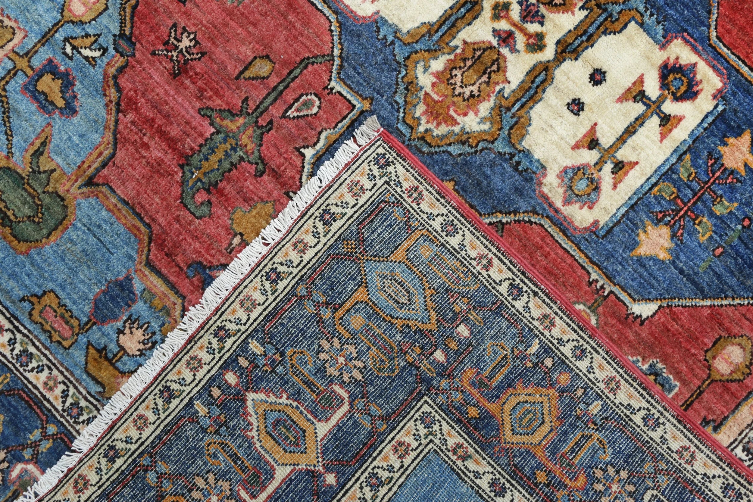 Serapi Wool Rug (4'8" x 6'4")
