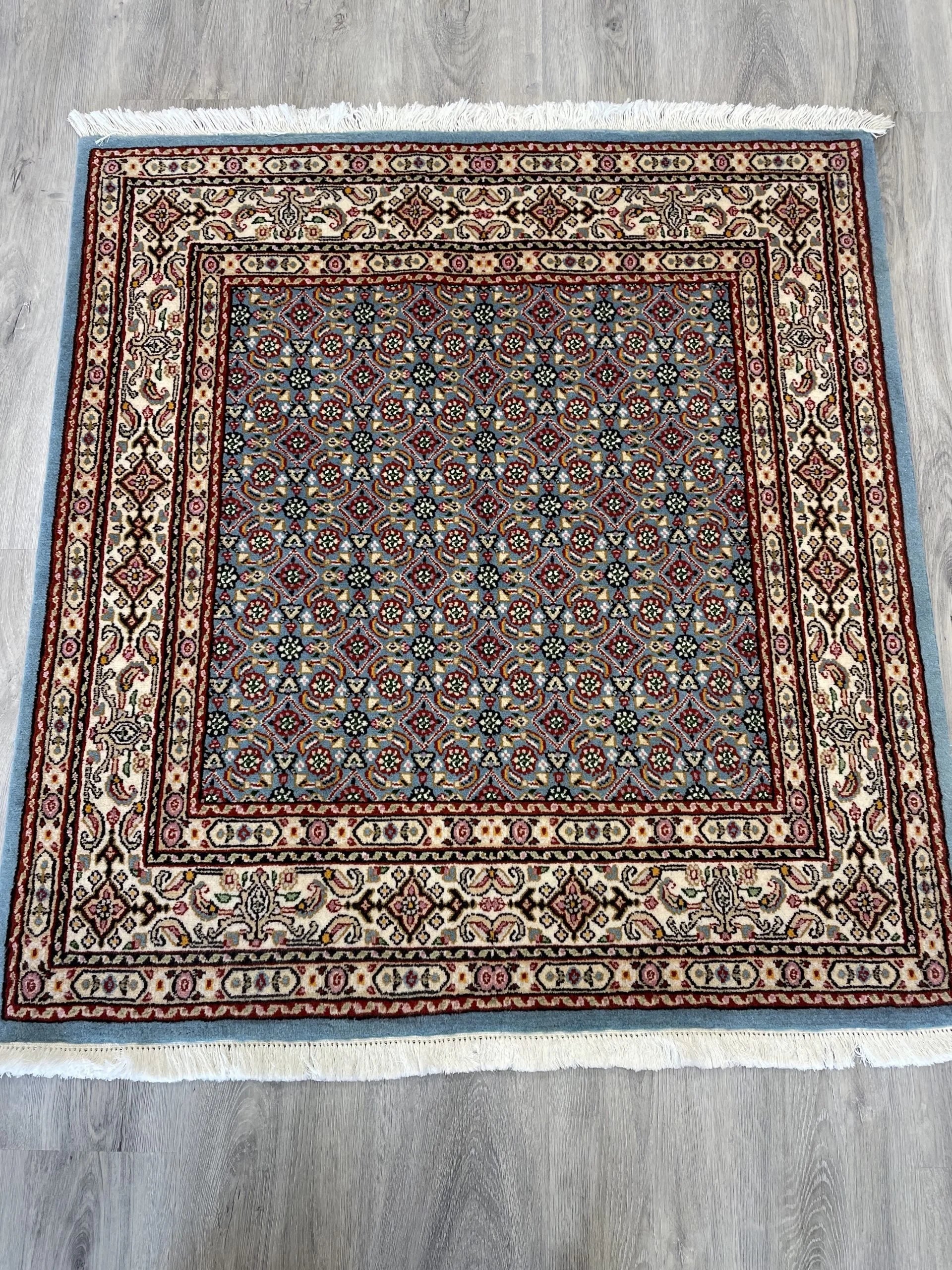 Moud Wool & Silk Rug (3'3" x 3'6")