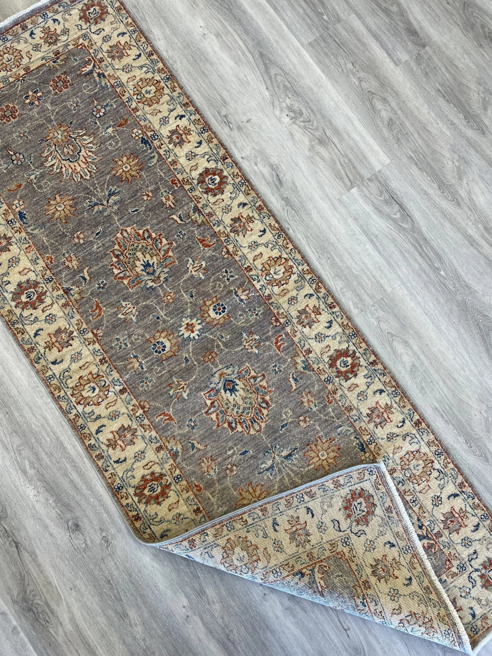 Farahan Wool Rug Runner (2'6" x 6'7")