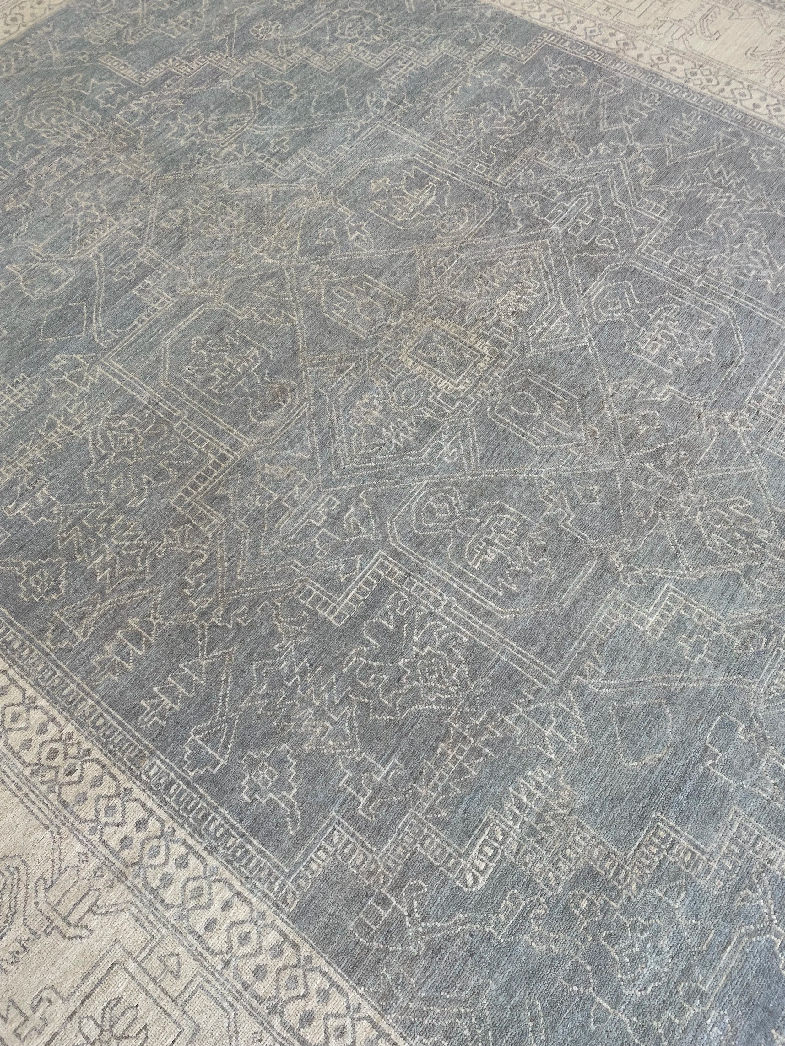 Contemporary Heriz Wool Rug (8'9" x 12'0")