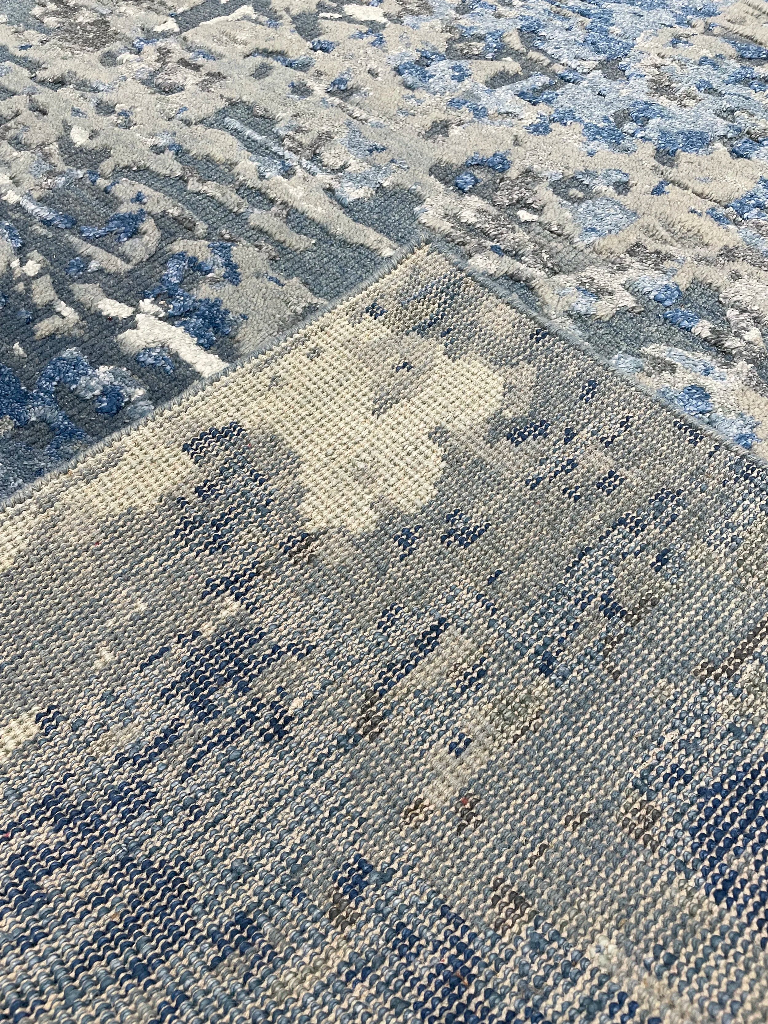 Everest Modern Rug (5'0" x 7'8")