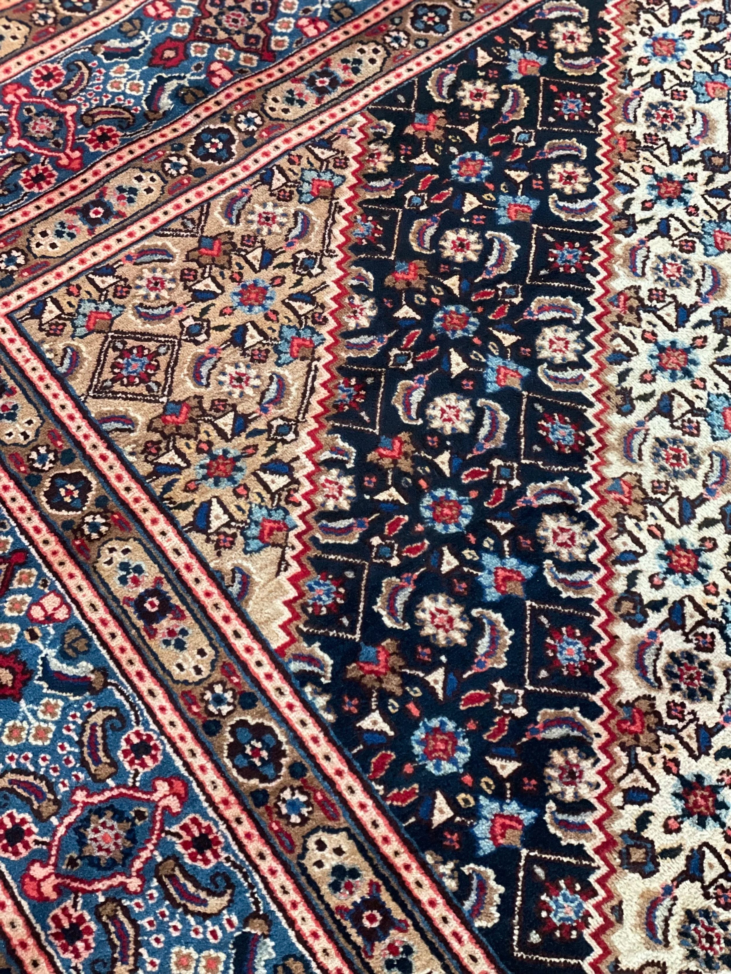 Moud Wool Rug (10x13)
