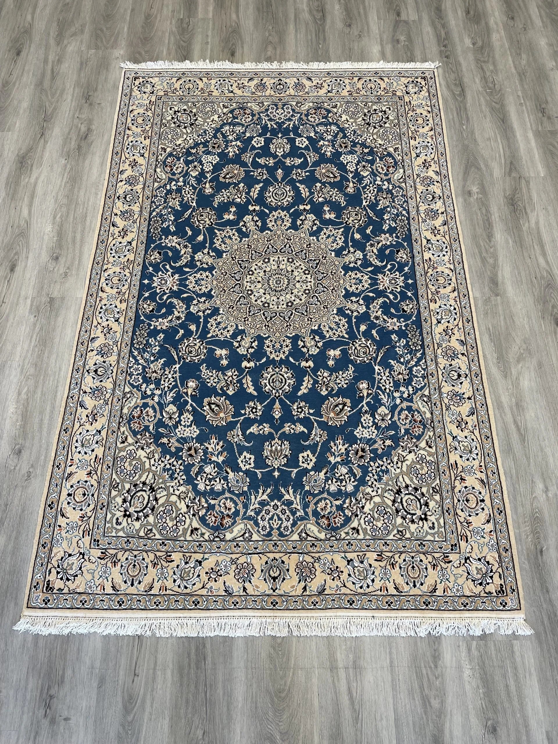 Naeen Wool & Silk Rug (4'3" x 6'9")