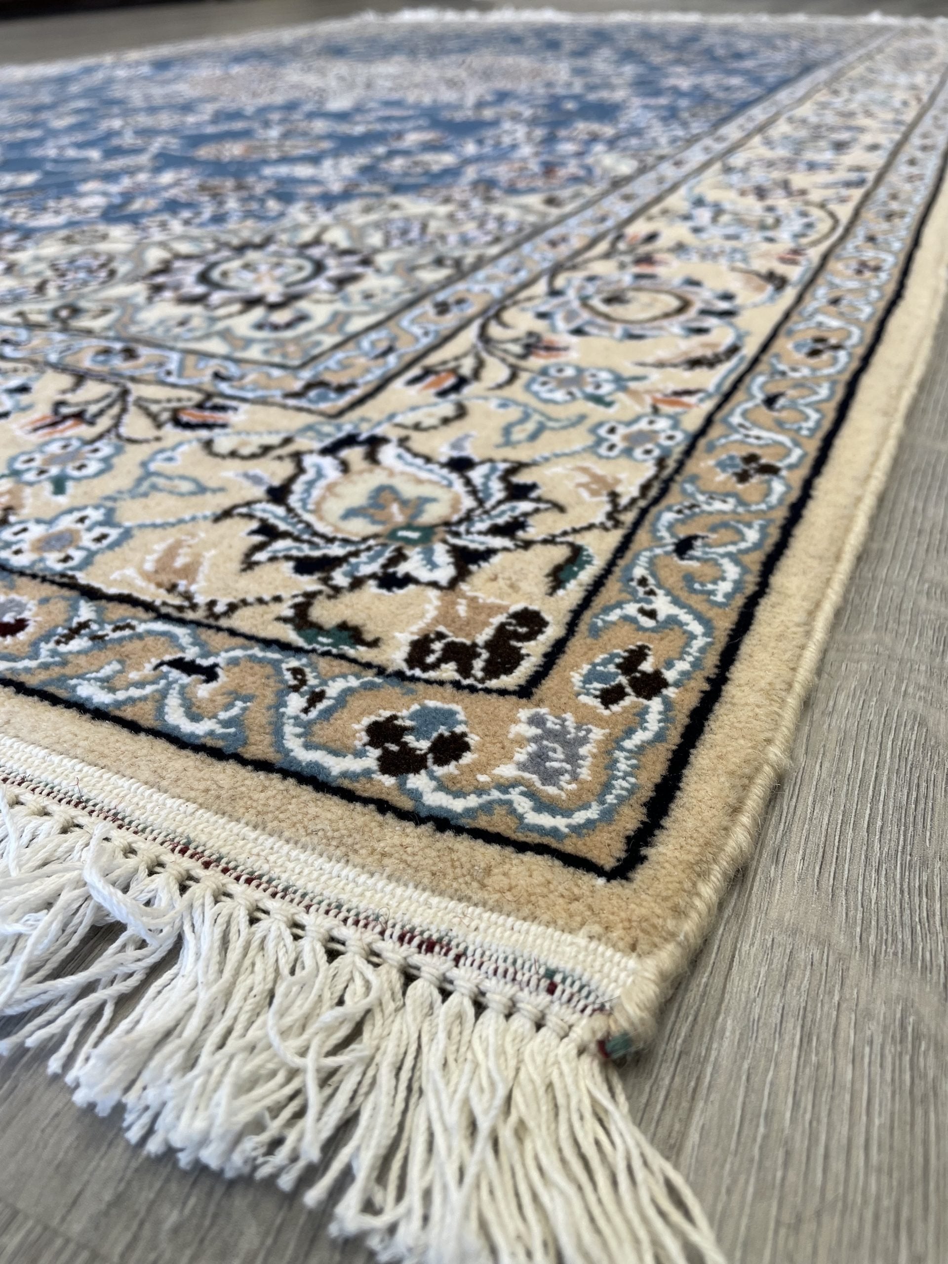Naeen Wool & Silk Rug (4'3" x 6'9")