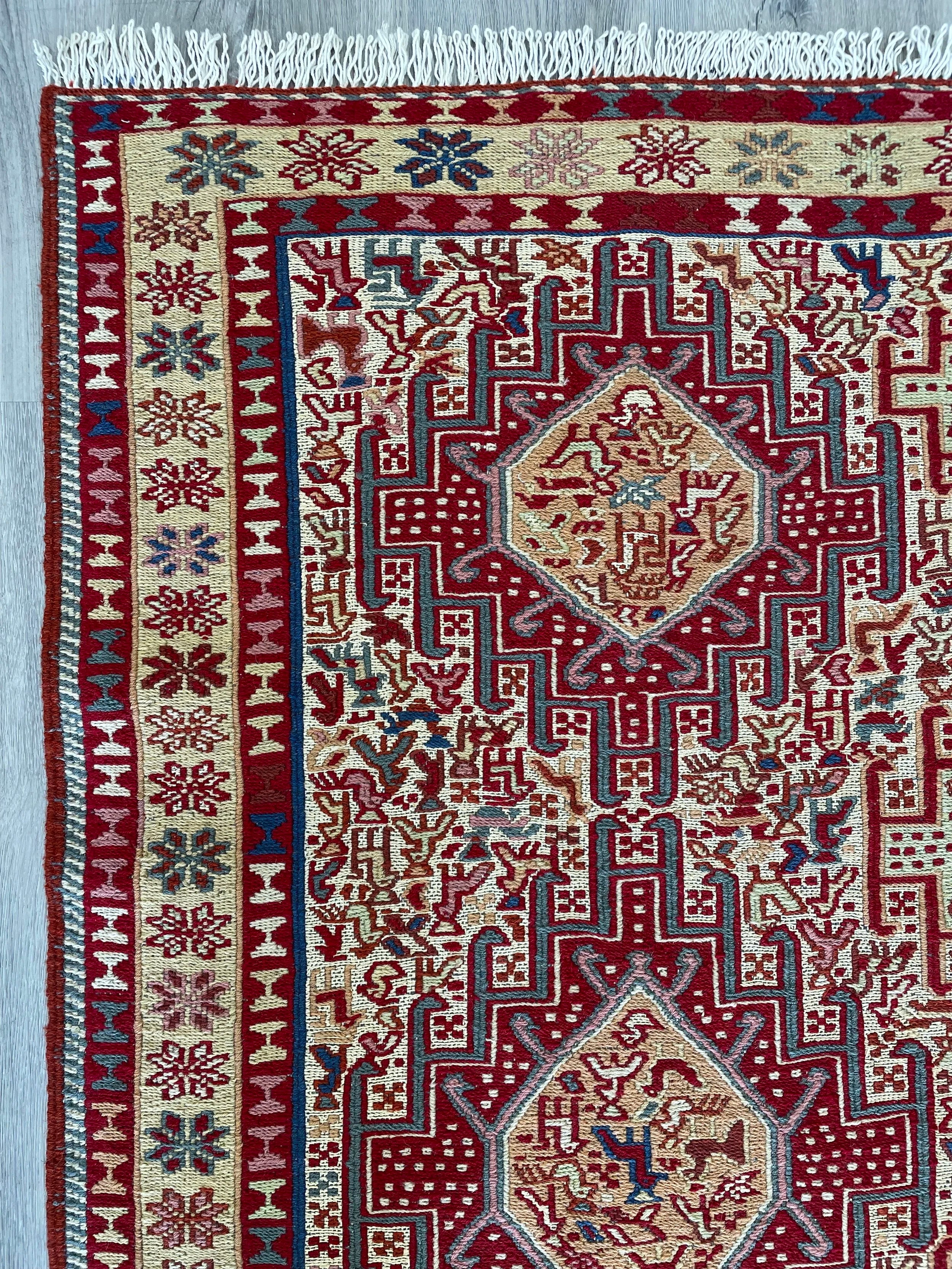 Ardebil Kilim Rug (6'1" x 3'11")