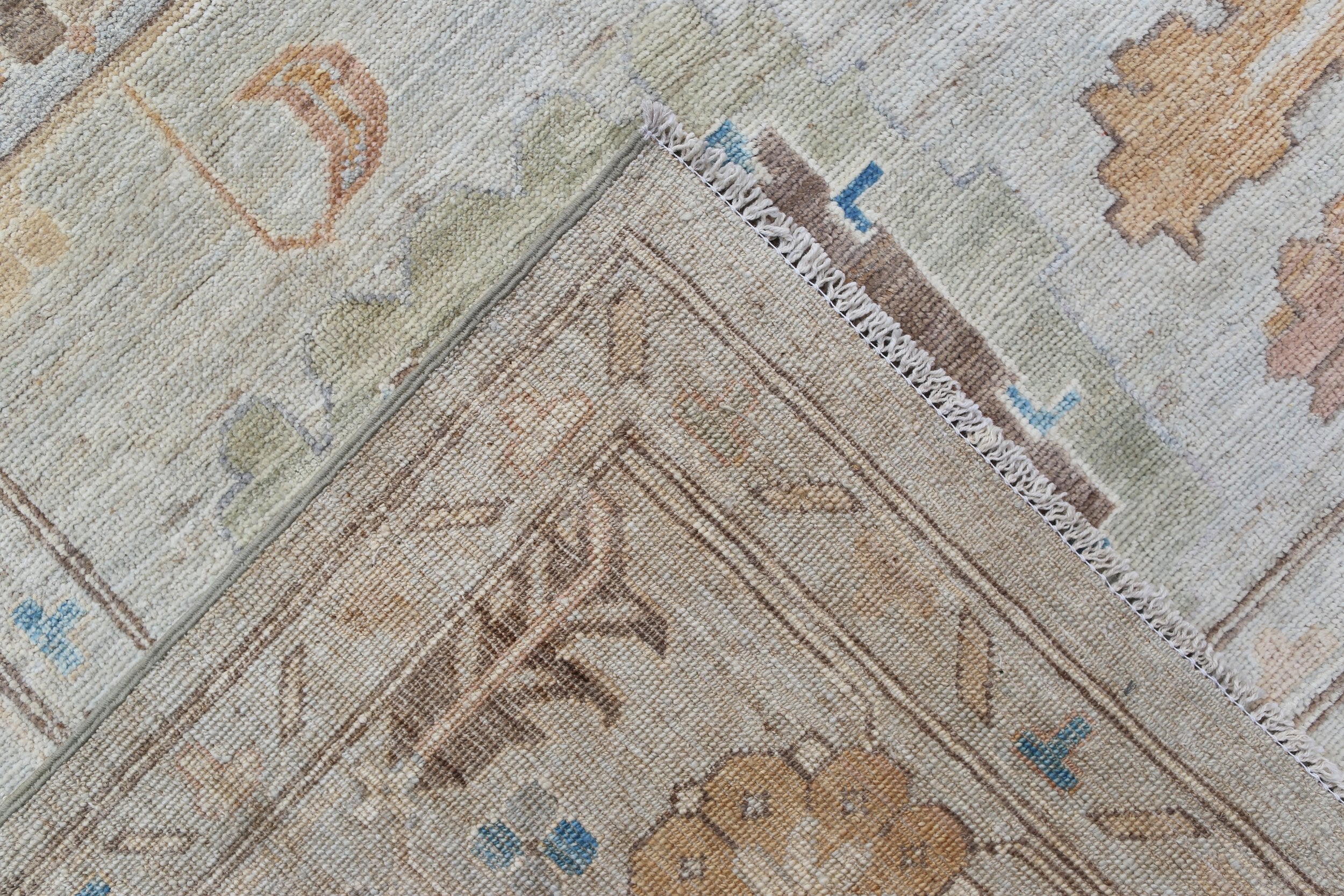Oushak Wool Rug (8'2" x 9'8")