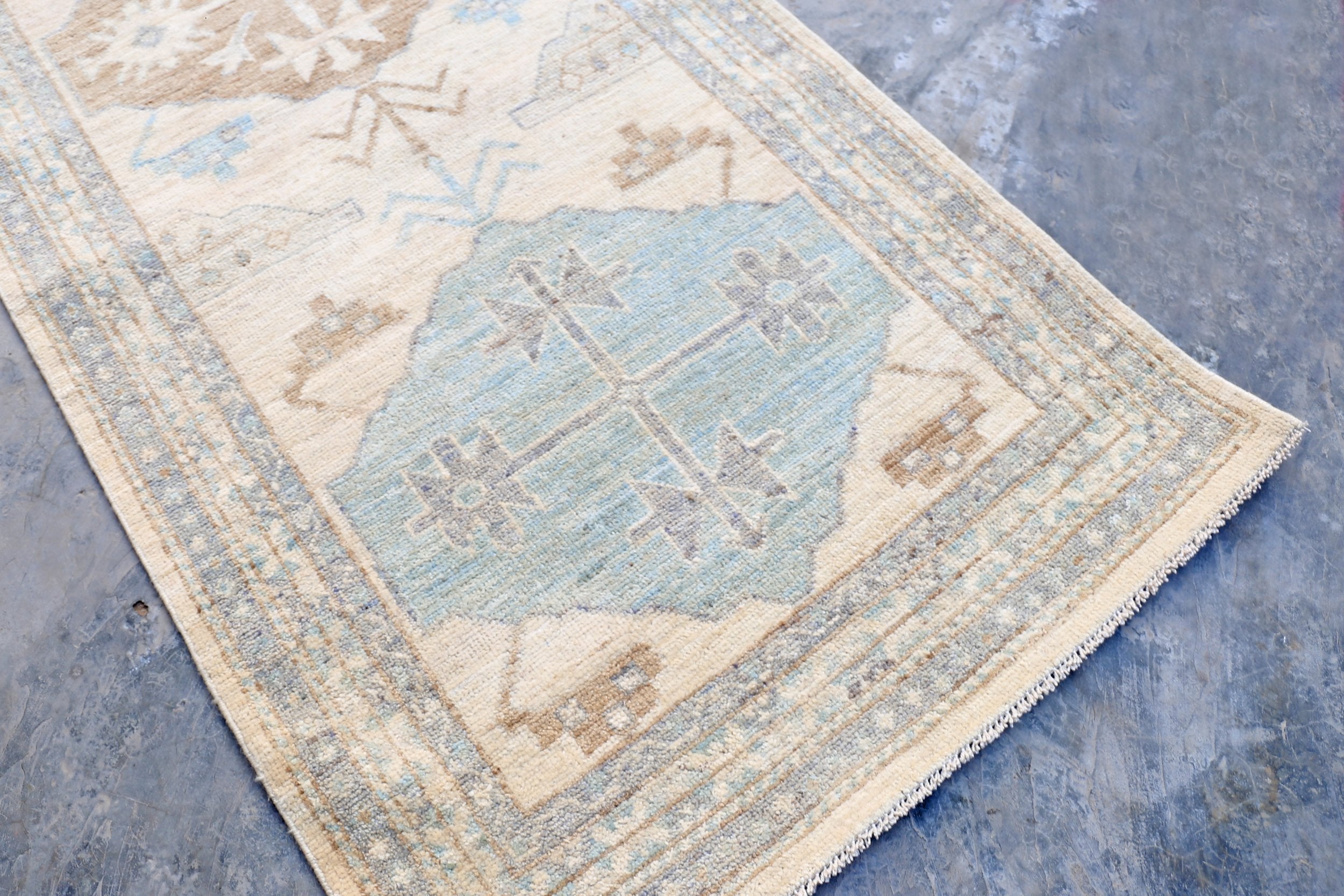 Oushak Wool Rug Runner (3'1" x 8'0")