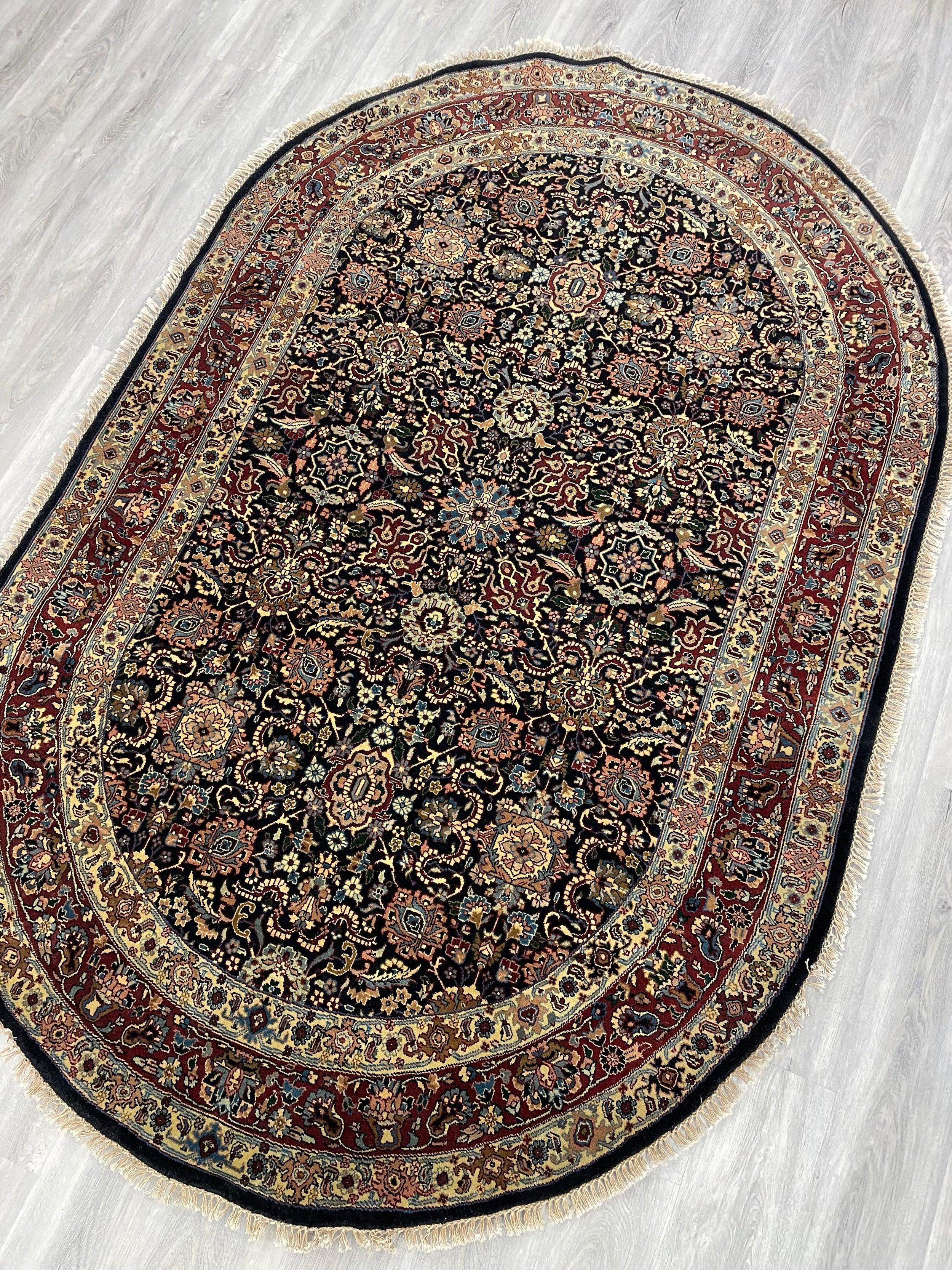 Herati Oval Wool Rug (5'2" x 7'10")