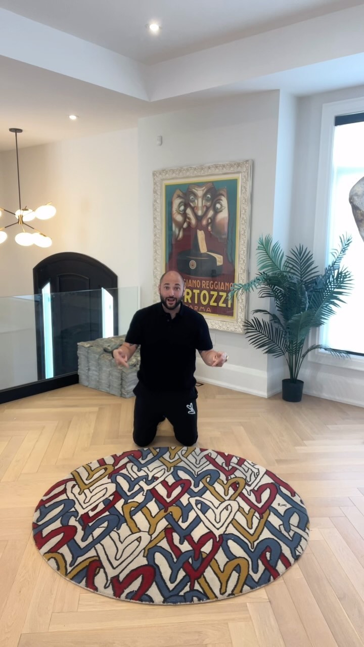 A hand-knotted custom rug made in collaboration with Ricciardi Paints and Kasra Rugs.