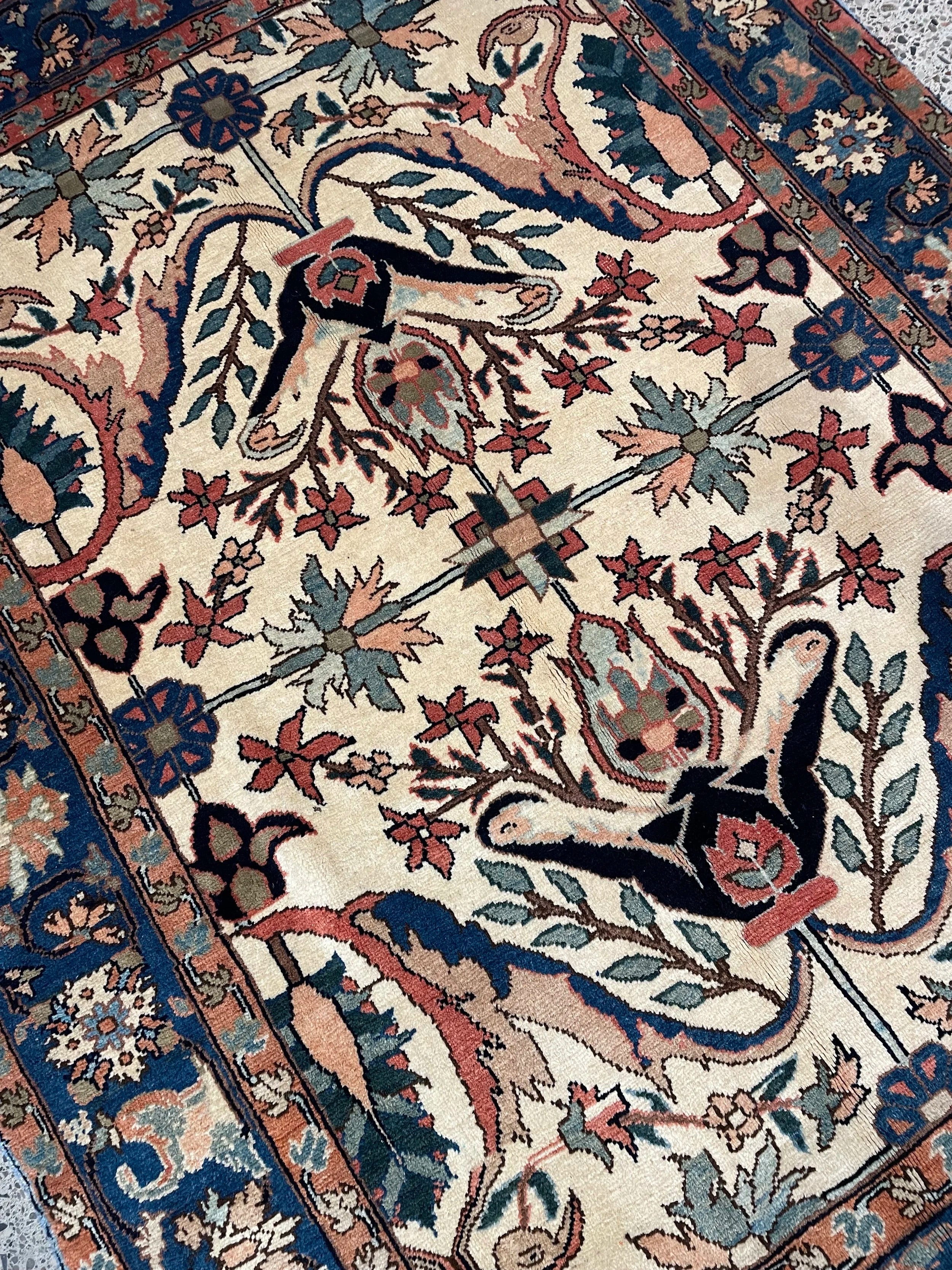 Heriz Semi-Antique Wool Rug (5'5" x 7'5")