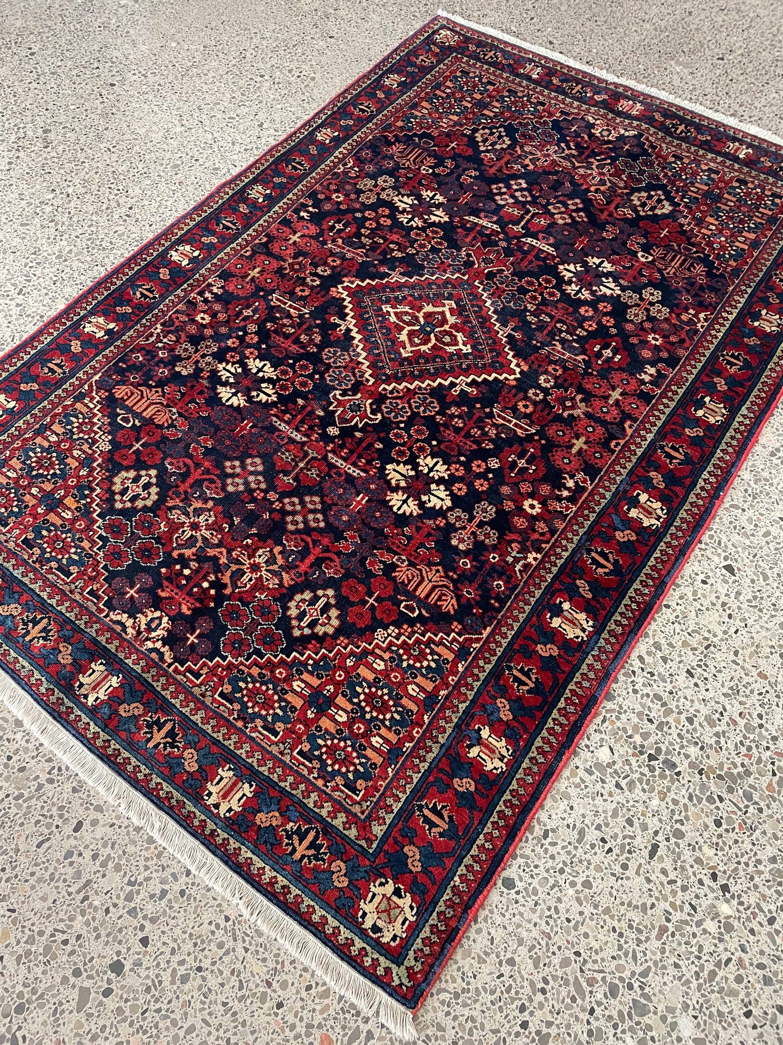 Joshaghan Semi-Antique Wool Rug (4'3" x 6'6")