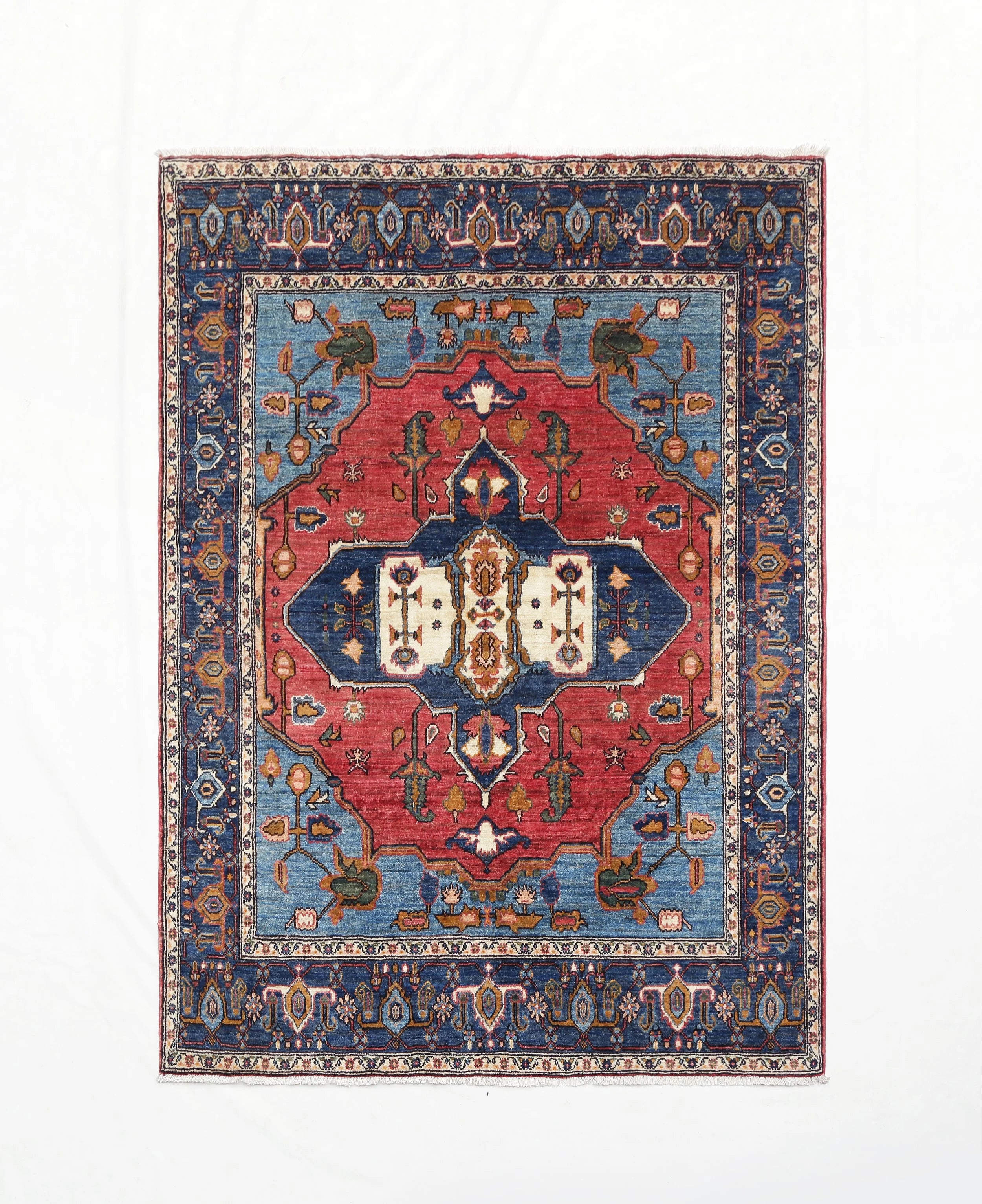 Serapi Wool Rug (4'8" x 6'4")