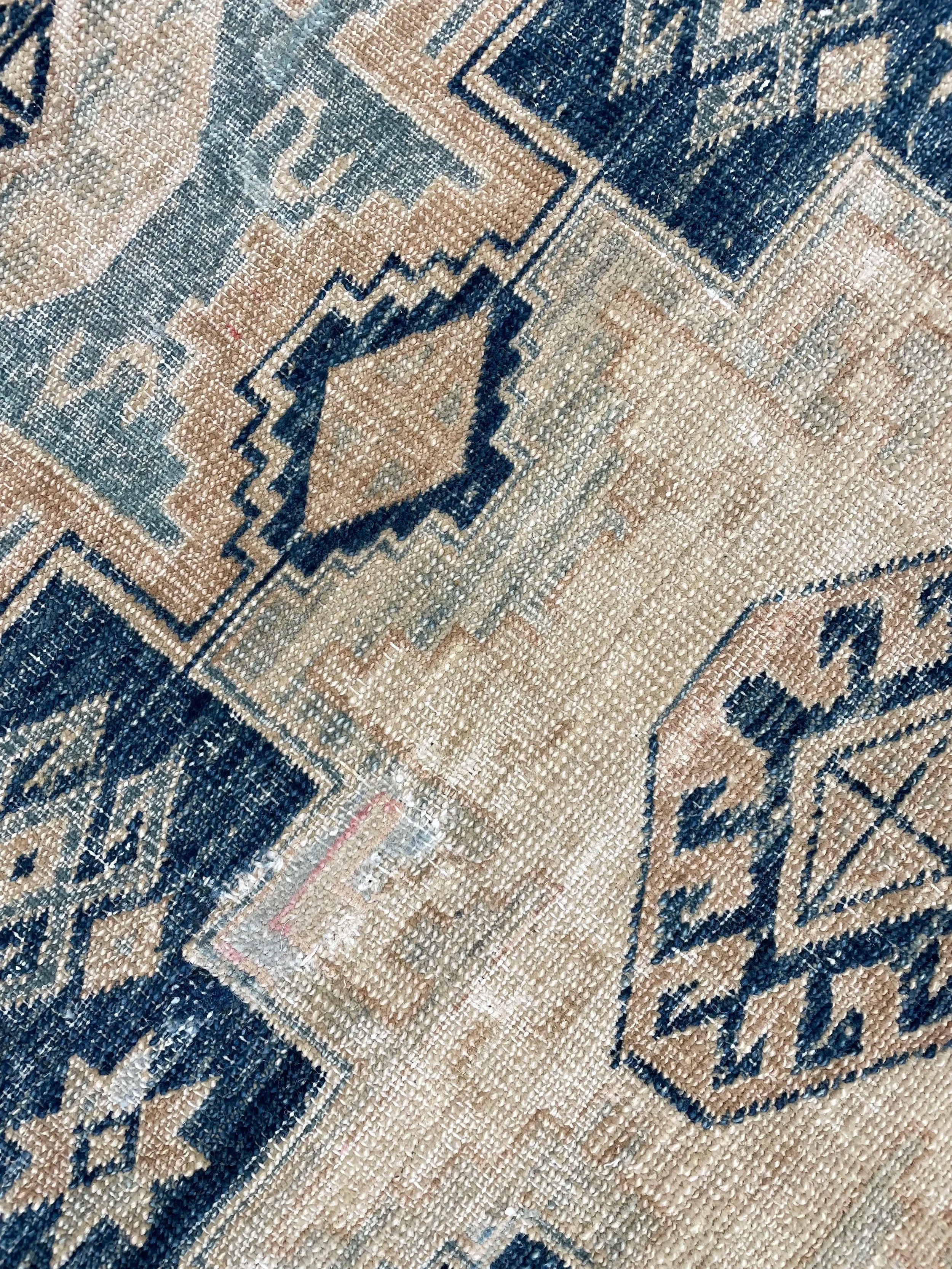 Shirvan Semi-Antique Rug (2'11" x 9'7")