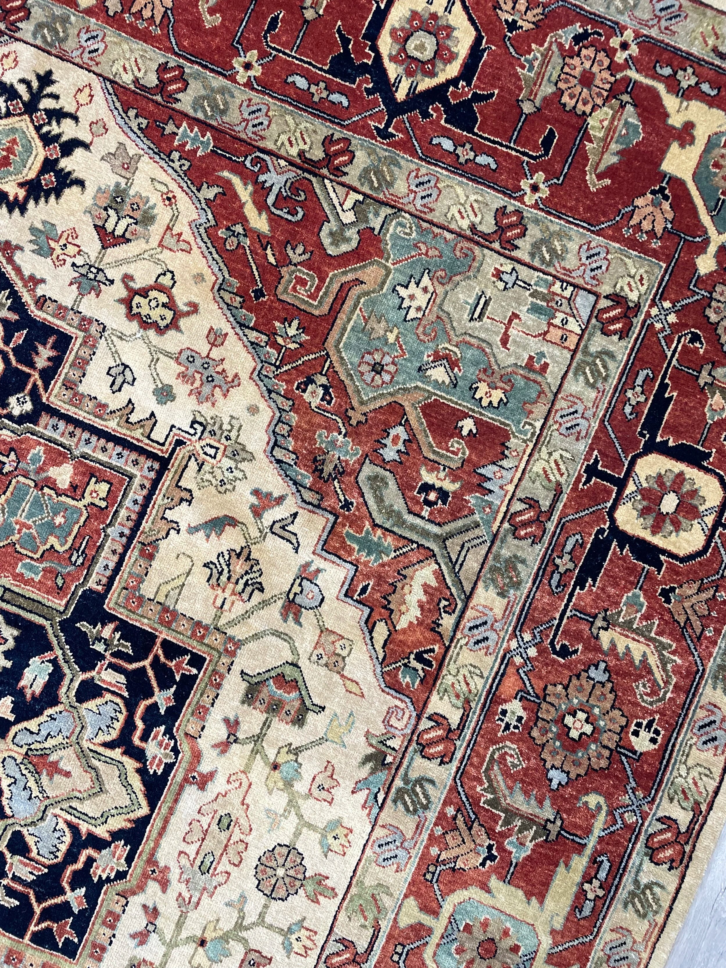 Indo Heriz Wool Rug (9'9" x 10'3")