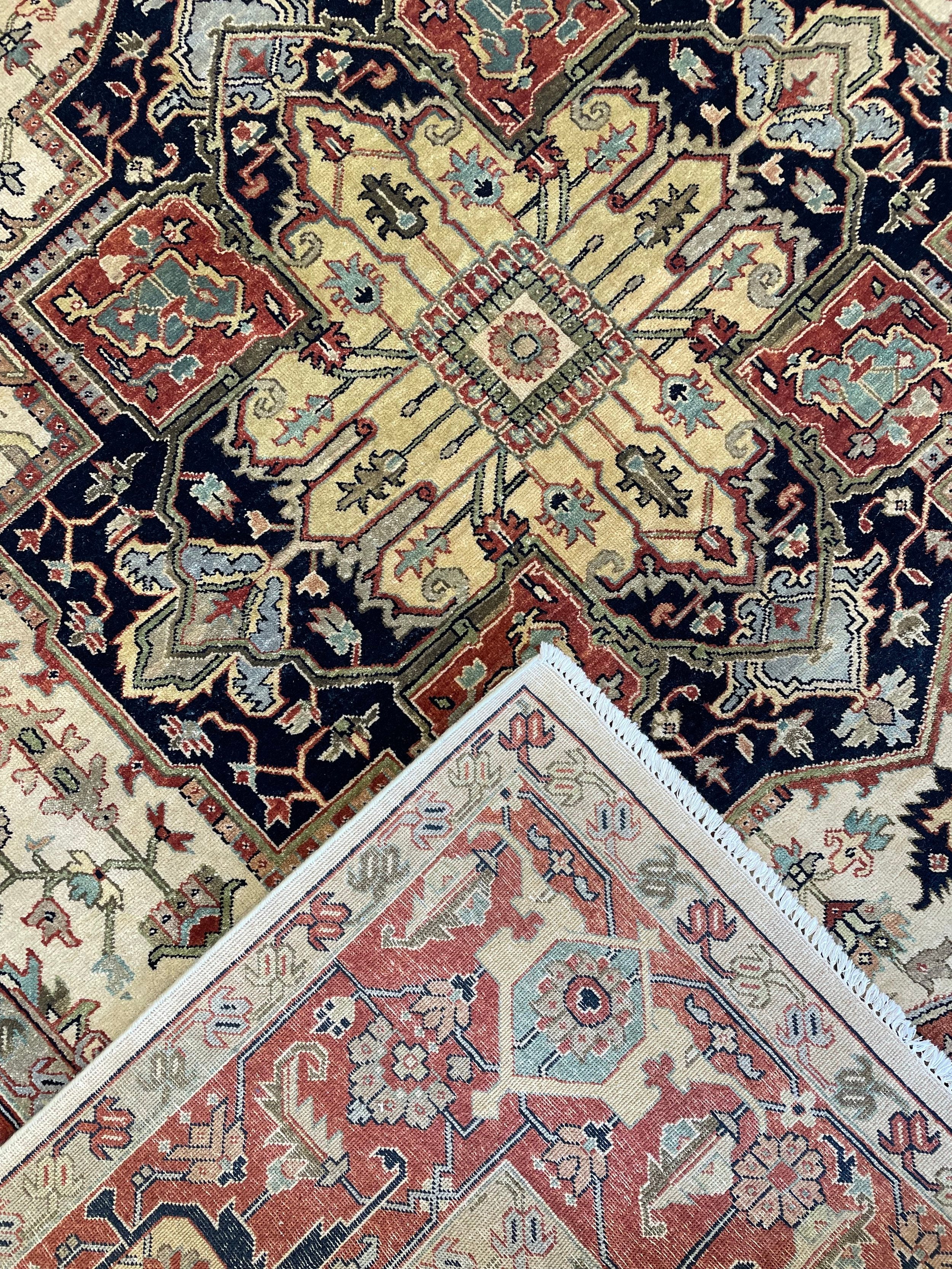 Indo Heriz Wool Rug (9'9" x 10'3")
