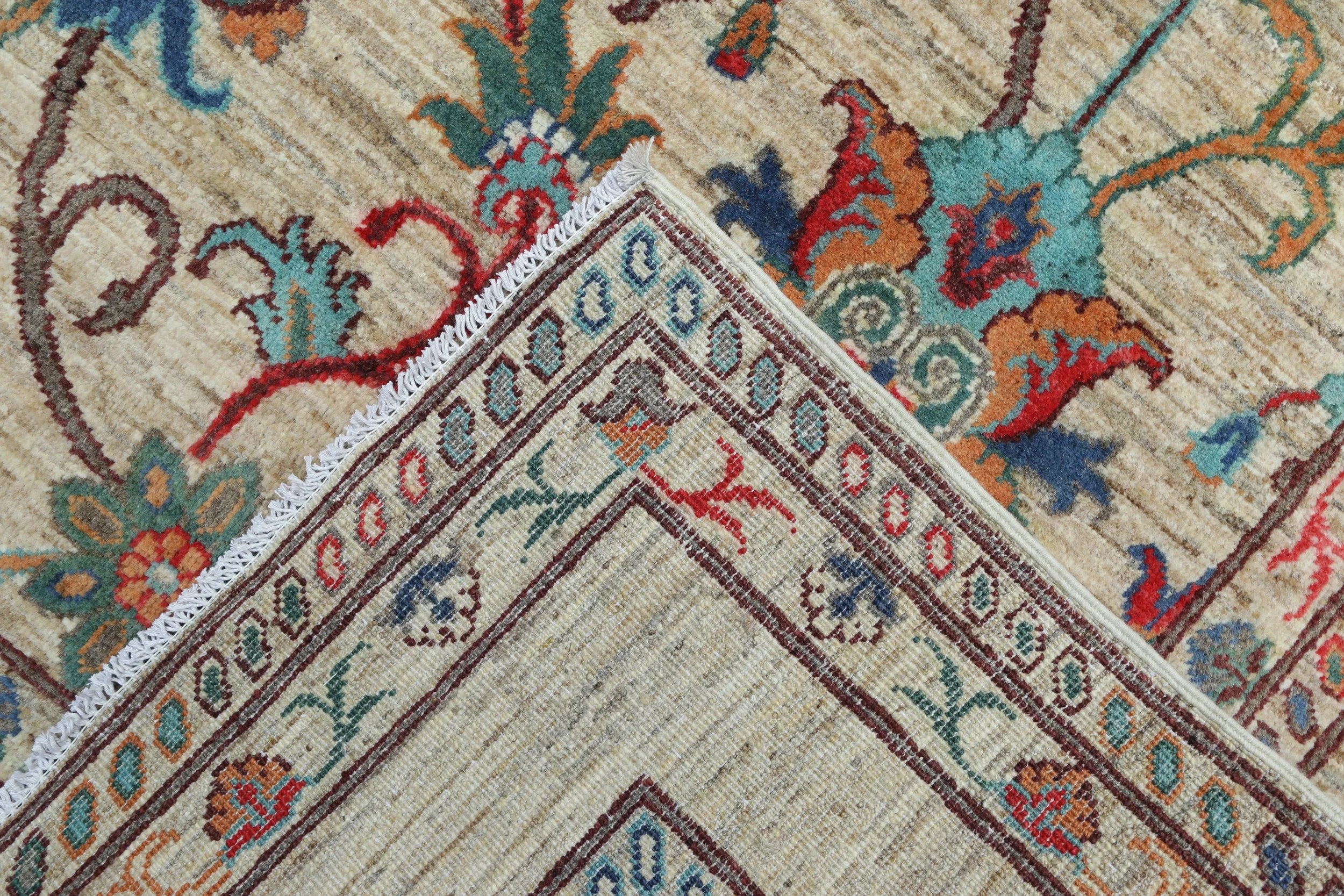 Sultani Wool Rug (5'1" x 6'6")