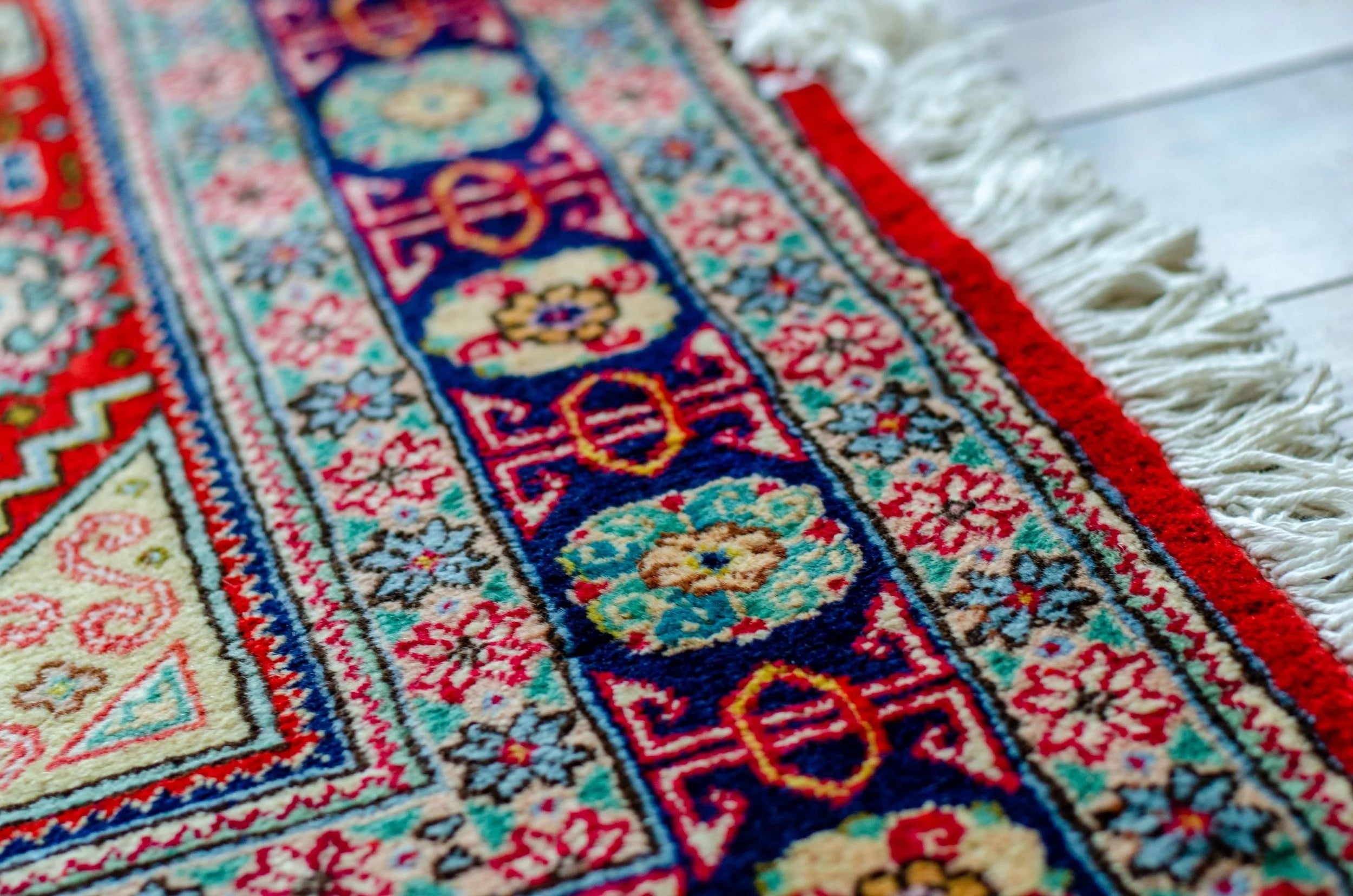 Tabriz Wool Rug (4'9" x 6'4")