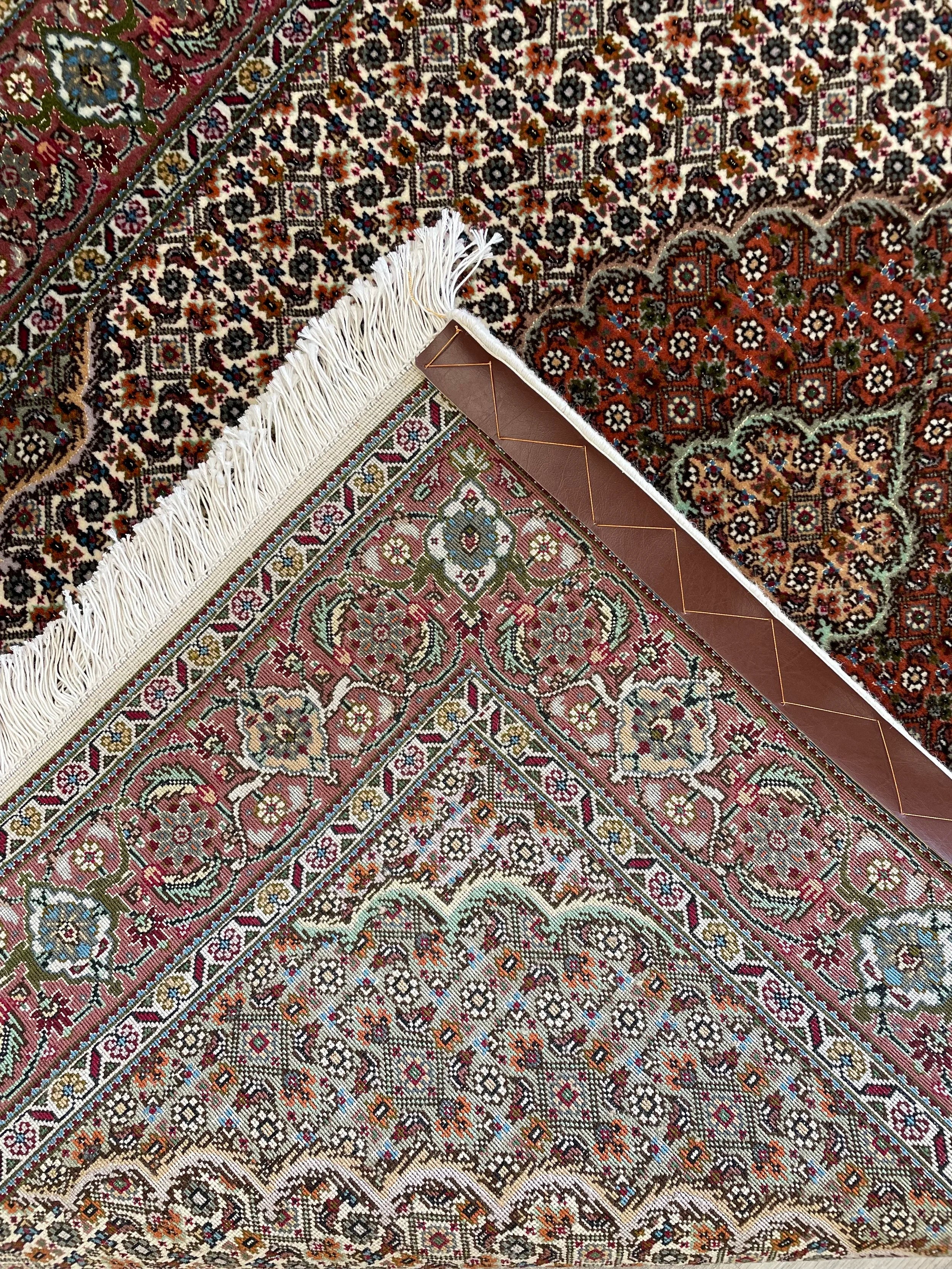 Tabriz Mahi Wool & Silk Rug (3'5" x 5'2")
